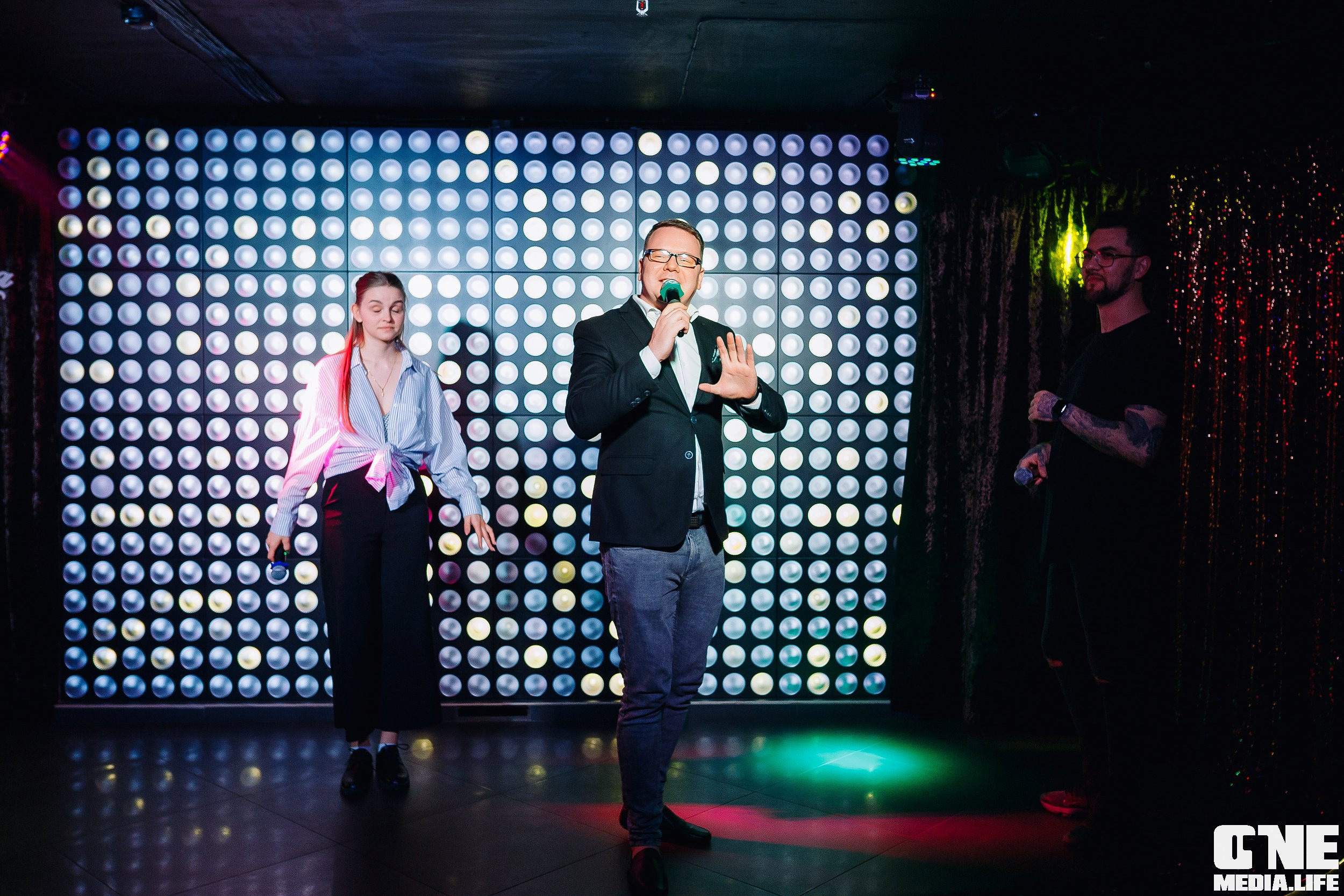 Фоторепортаж из караоке клуба Эйфория. One Media Life: фоторепортажи, фотоотчеты с мероприятий и заведений