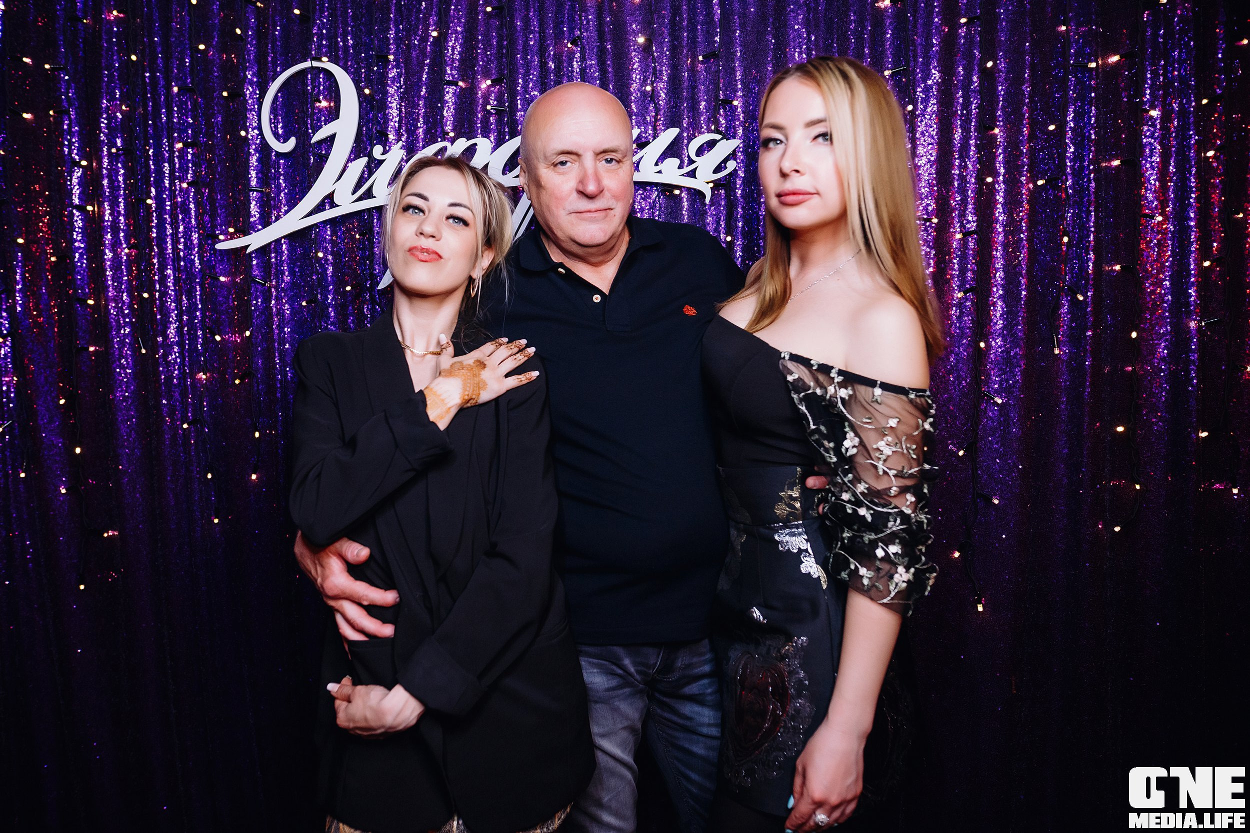 Фотоотчет из караоке клуба Эйфория. One Media Life: фоторепортажи, фотоотчеты с мероприятий и заведений