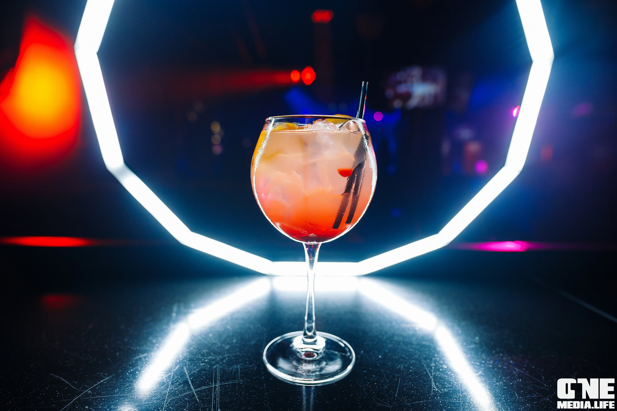 Фотоотчет из караоке-клуба «Эйфория». One Media Life: фоторепортажи, фотоотчеты с мероприятий и заведений