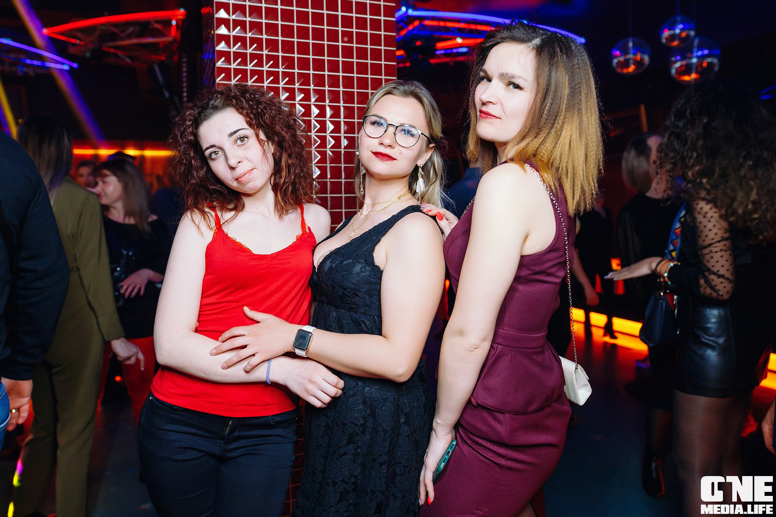 Суббота в развлекательном комплексе Планета. One Media Life: фоторепортажи, фотоотчеты с мероприятий и заведений