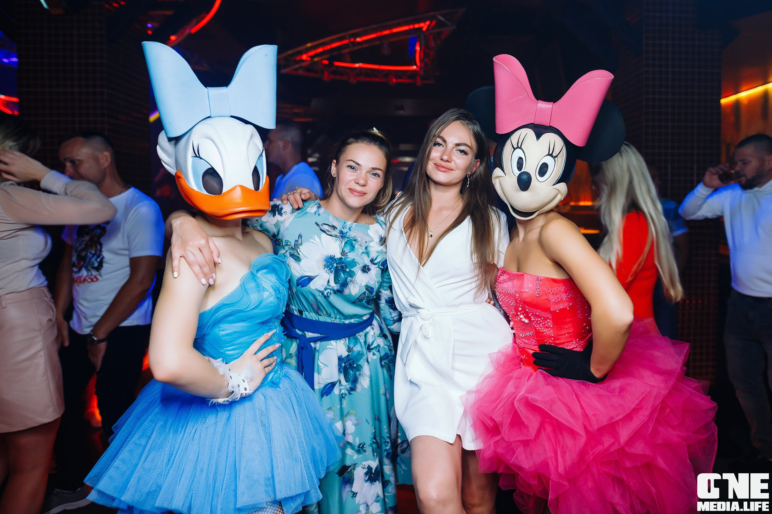 Фоторепортаж из ночного клуба Планета. One Media Life: фоторепортажи, фотоотчеты с мероприятий и заведений