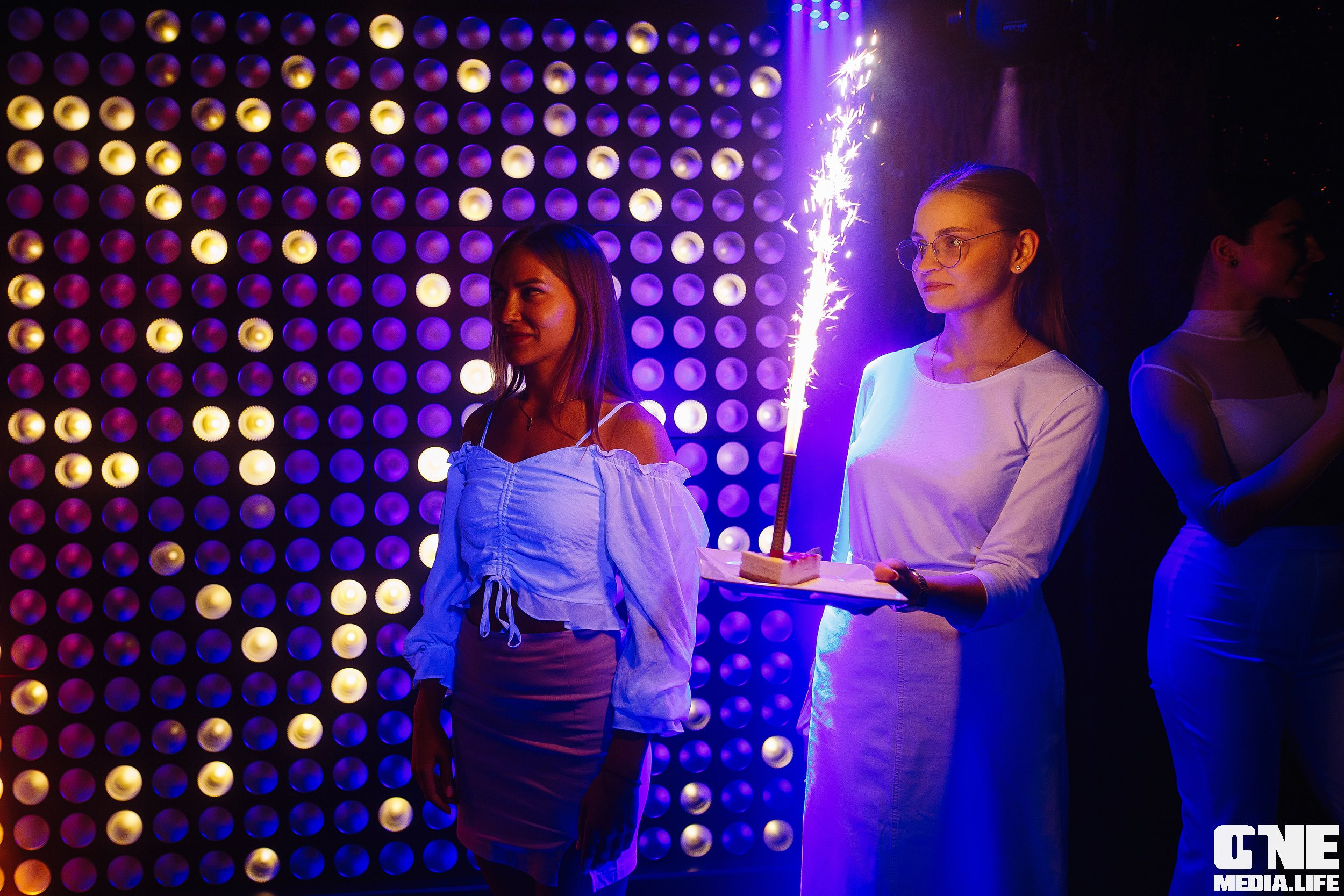 Фоторепортаж из караоке клуба Эйфория. One Media Life: фоторепортажи, фотоотчеты с мероприятий и заведений