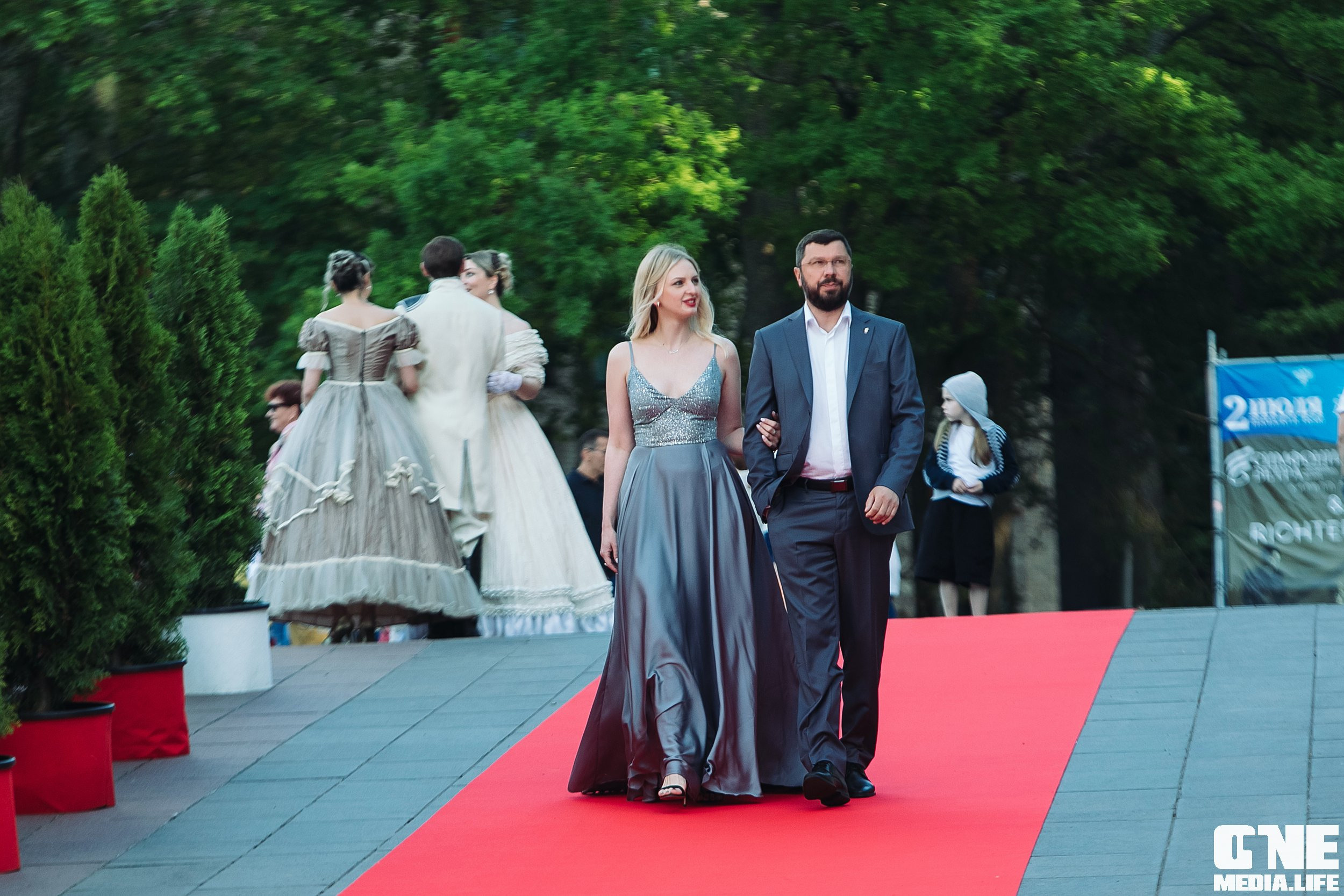 Фоторепортаж с Янтарного Бала. One Media Life: фоторепортажи, фотоотчеты с мероприятий и заведений