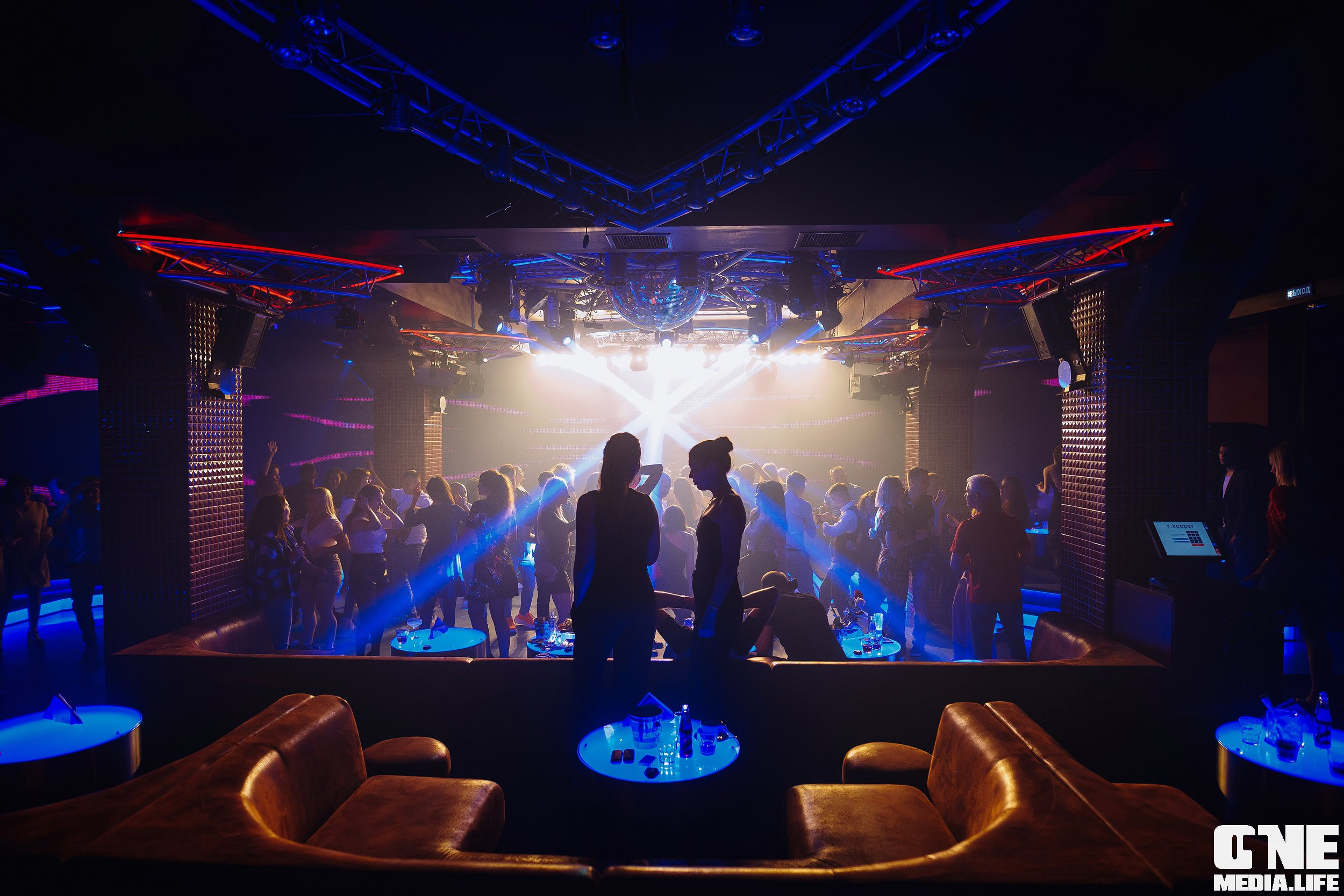 Фотоотчет из ночного клуба Планета. One Media Life: фоторепортажи, фотоотчеты с мероприятий и заведений