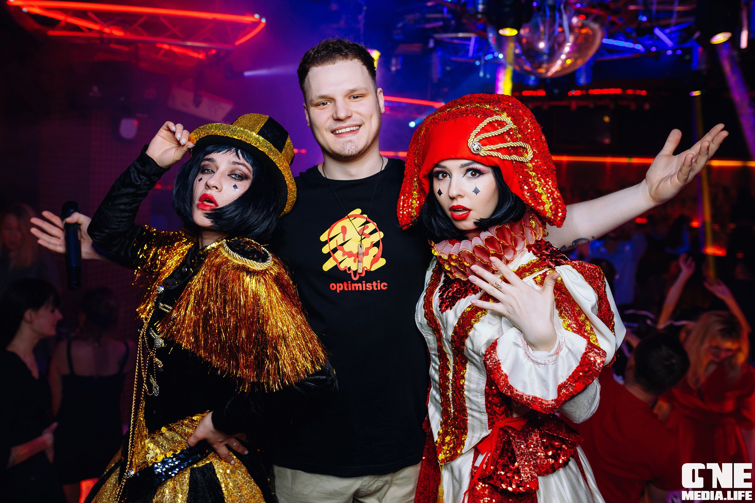 Фоторепортаж из ночного клуба Планета. One Media Life: фоторепортажи, фотоотчеты с мероприятий и заведений