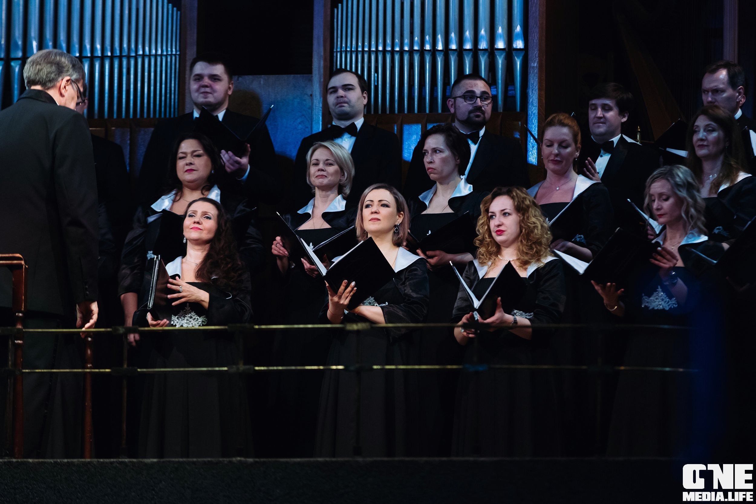 Фоторепортаж из Калининградской Филармонии. One Media Life: фоторепортажи, фотоотчеты с мероприятий и заведений