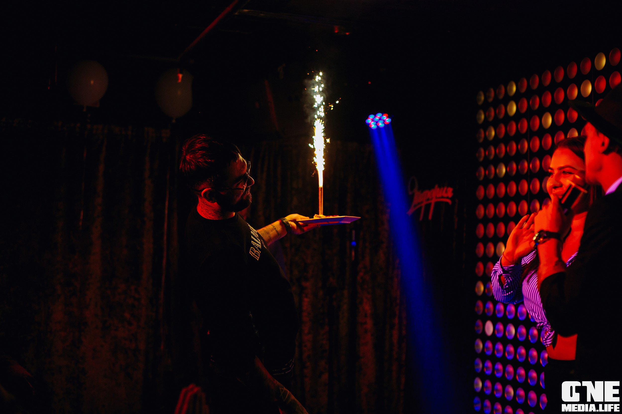 Фоторепортаж из караоке-клуба «Эйфория». One Media Life: фоторепортажи, фотоотчеты с мероприятий и заведений