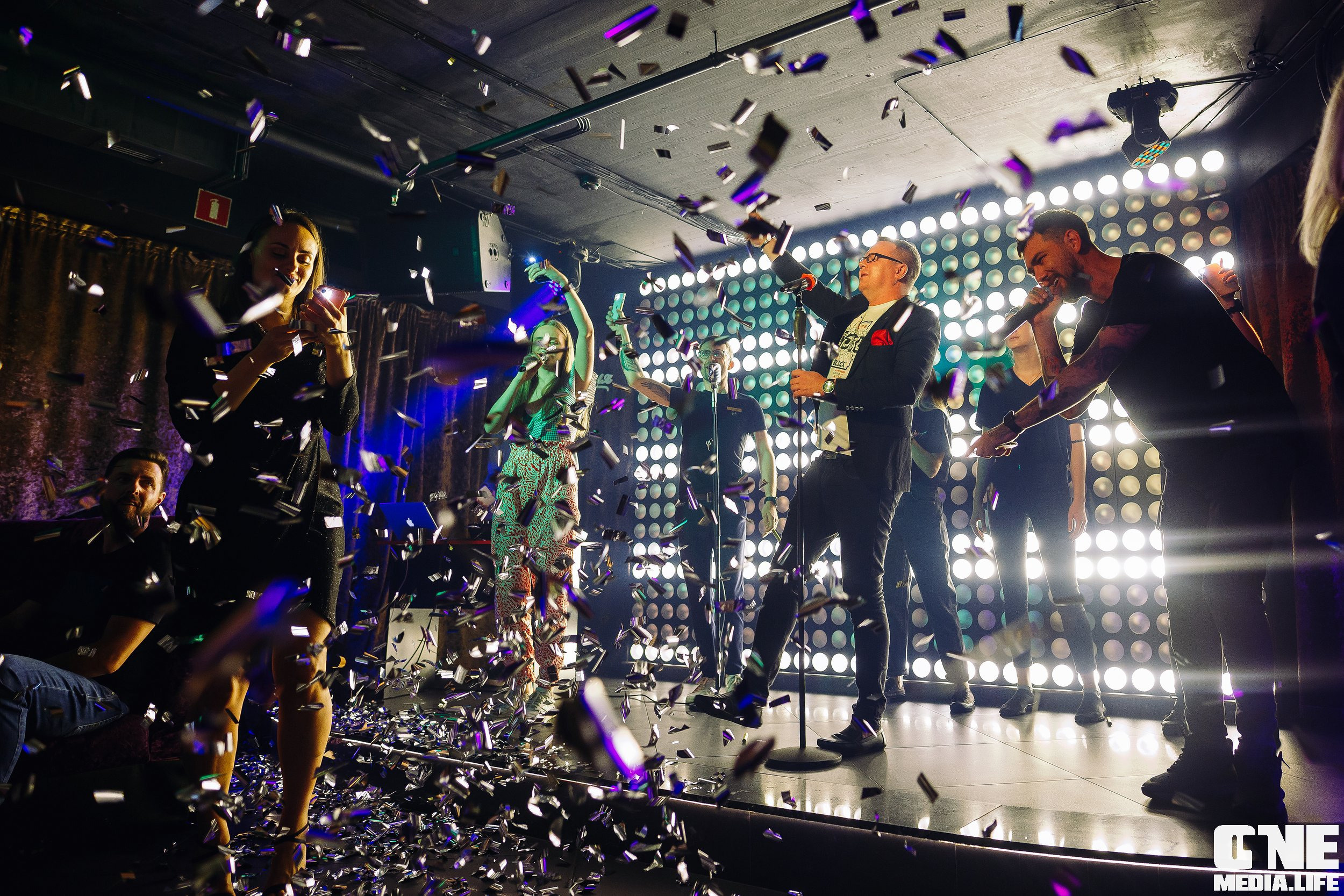 Фоторепортаж из караоке-клуба Эйфория. One Media Life: фоторепортажи, фотоотчеты с мероприятий и заведений