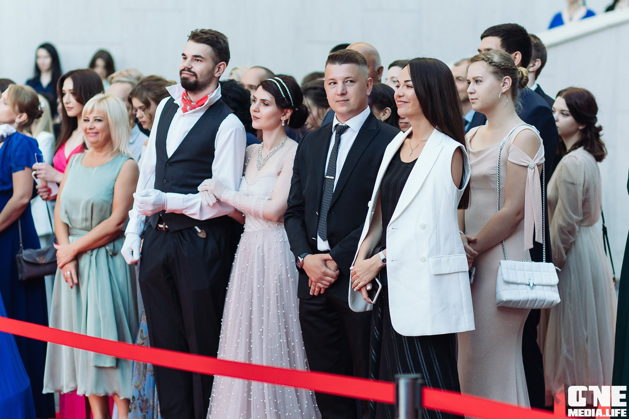 Фоторепортаж с Янтарного Бала. One Media Life: фоторепортажи, фотоотчеты с мероприятий и заведений