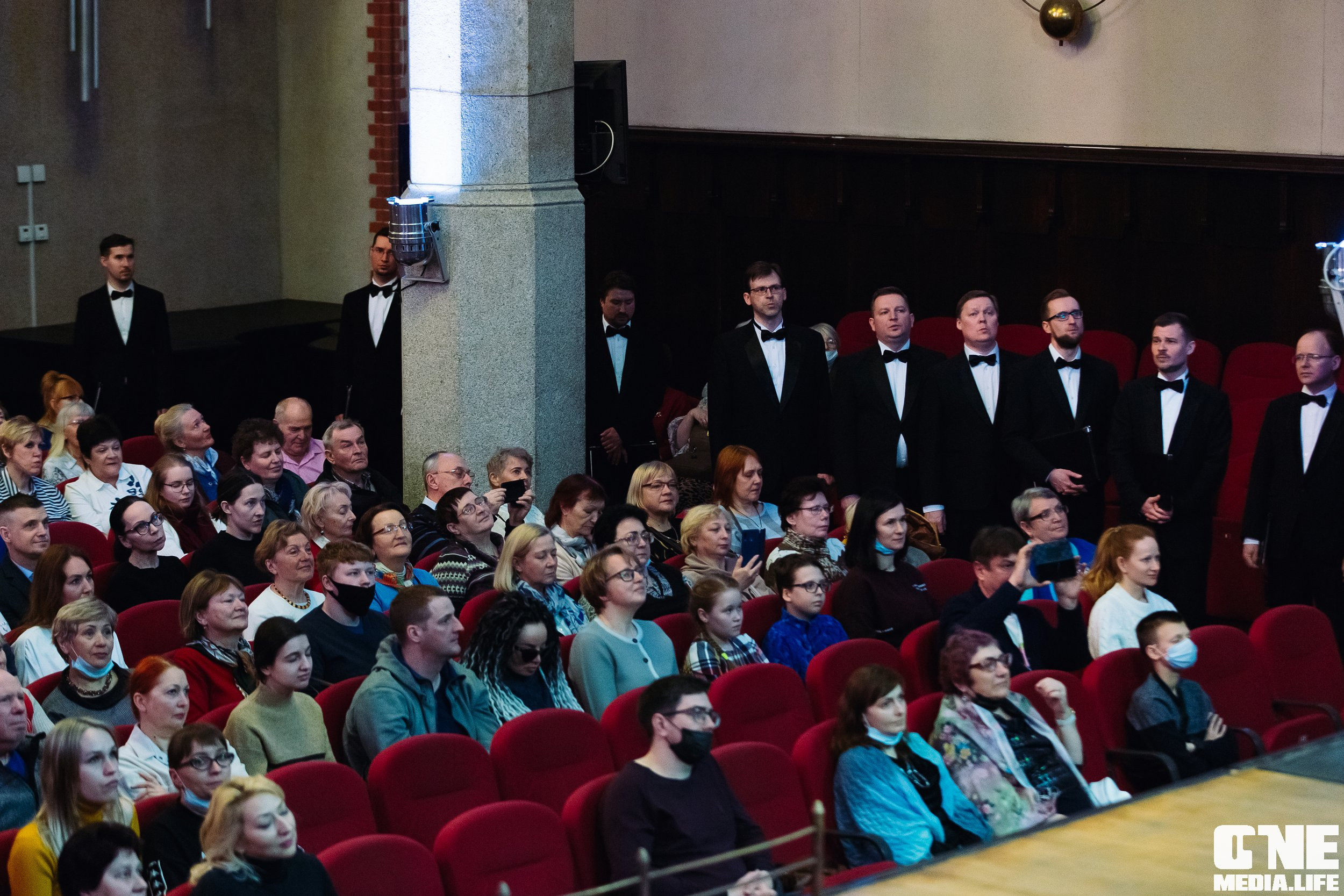 Фоторепортаж из Калининградской Филармонии. One Media Life: фоторепортажи, фотоотчеты с мероприятий и заведений