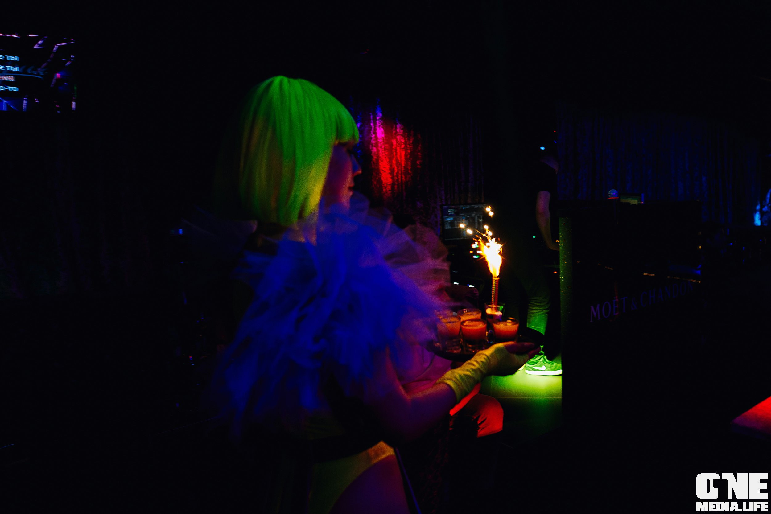 Фотоотчет из караоке клуба Эйфория. One Media Life: фоторепортажи, фотоотчеты с мероприятий и заведений