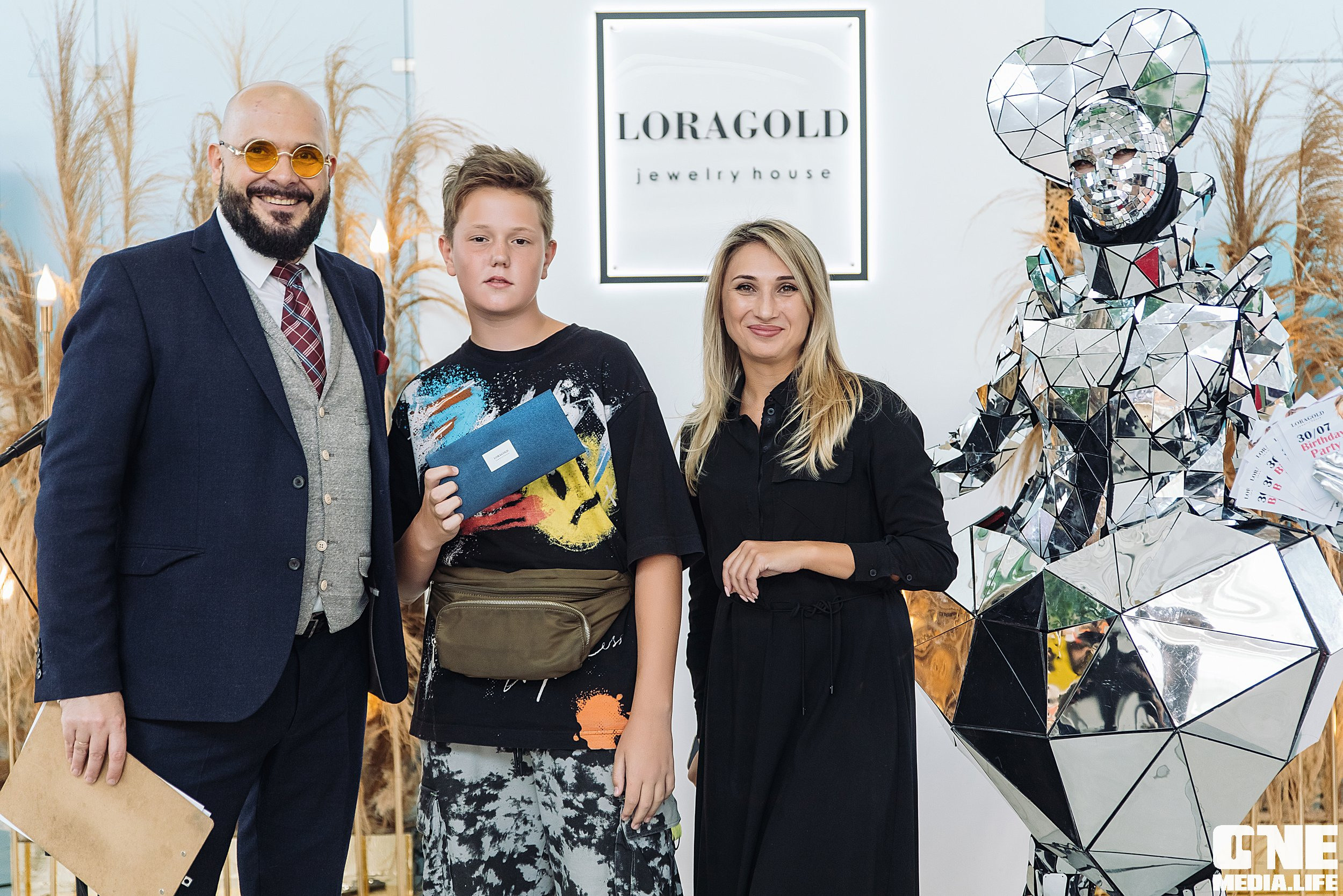 Фотоотчет с birthday party LoraGold jewelry в Балтии молл. One Media Life: фоторепортажи, фотоотчеты с мероприятий и заведений