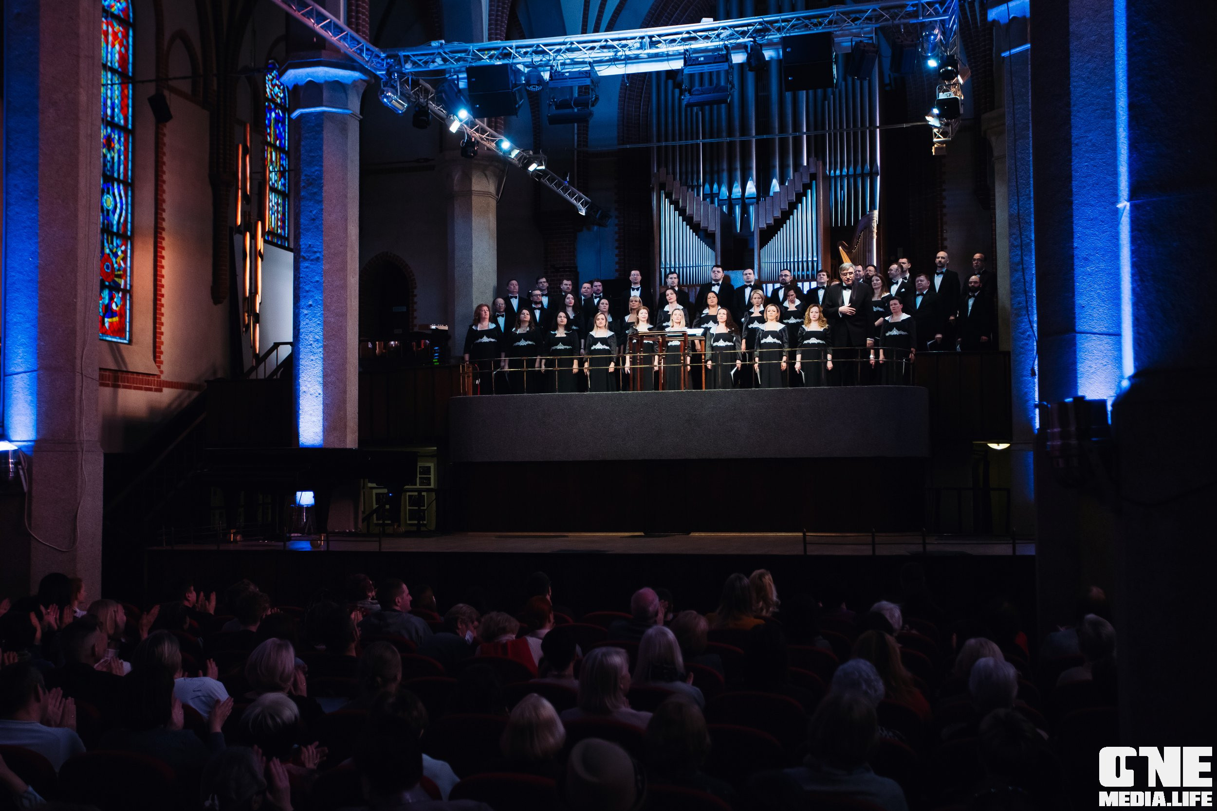 Фоторепортаж из Калининградской Филармонии. One Media Life: фоторепортажи, фотоотчеты с мероприятий и заведений