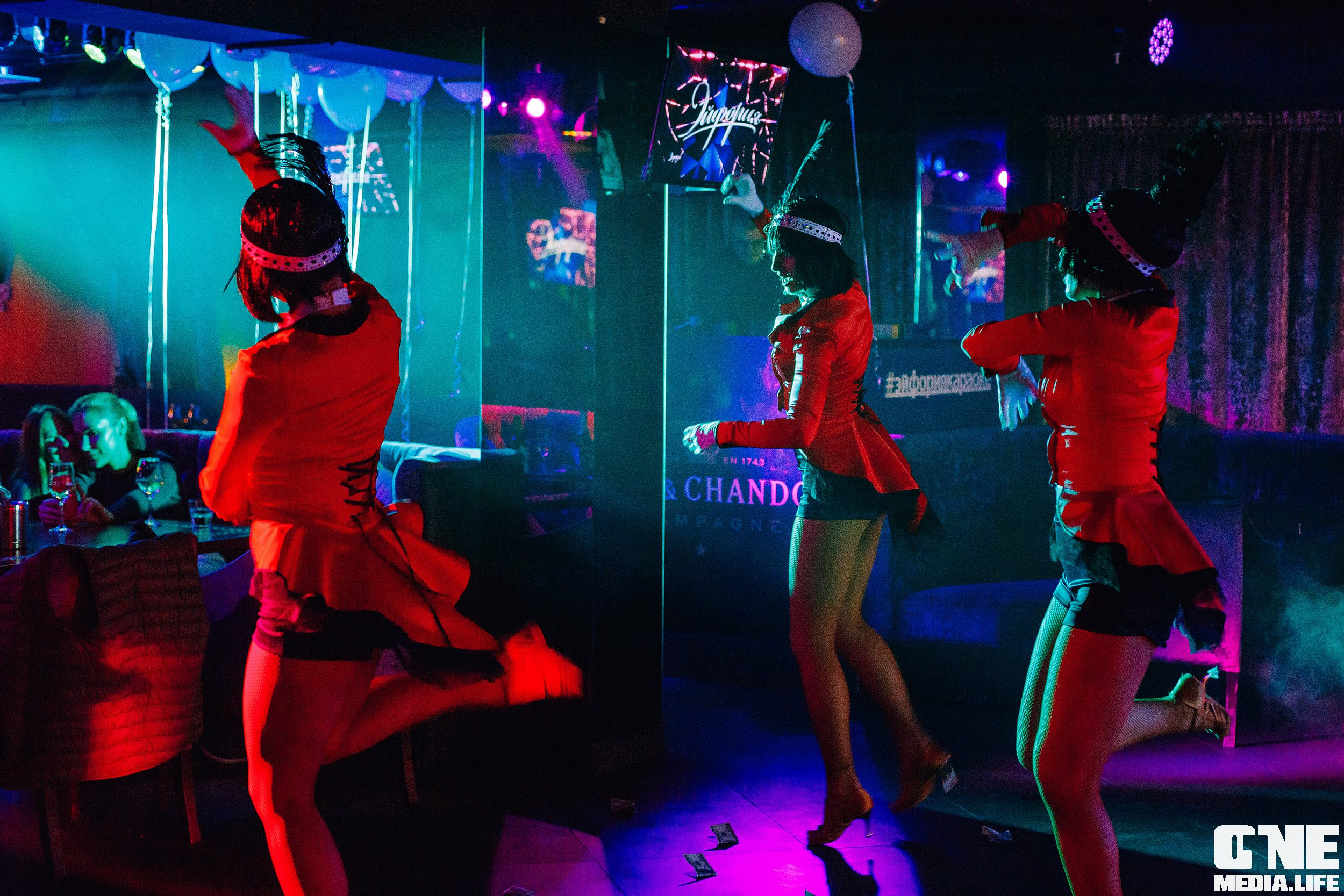 Фоторепортаж из караоке-клуба Эйфория. One Media Life: фоторепортажи, фотоотчеты с мероприятий и заведений