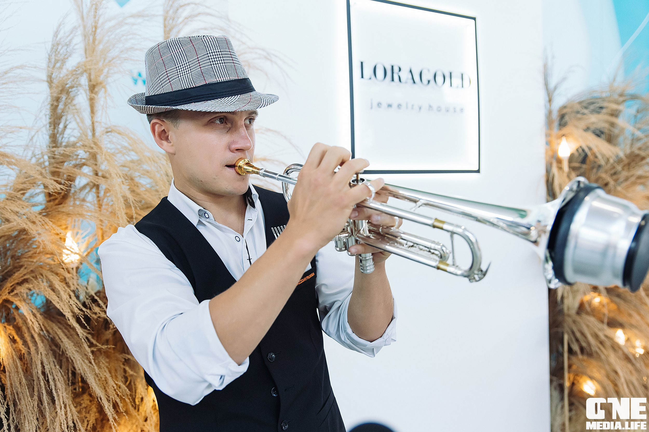 Фотоотчет с birthday party LoraGold jewelry в Балтии молл. One Media Life: фоторепортажи, фотоотчеты с мероприятий и заведений