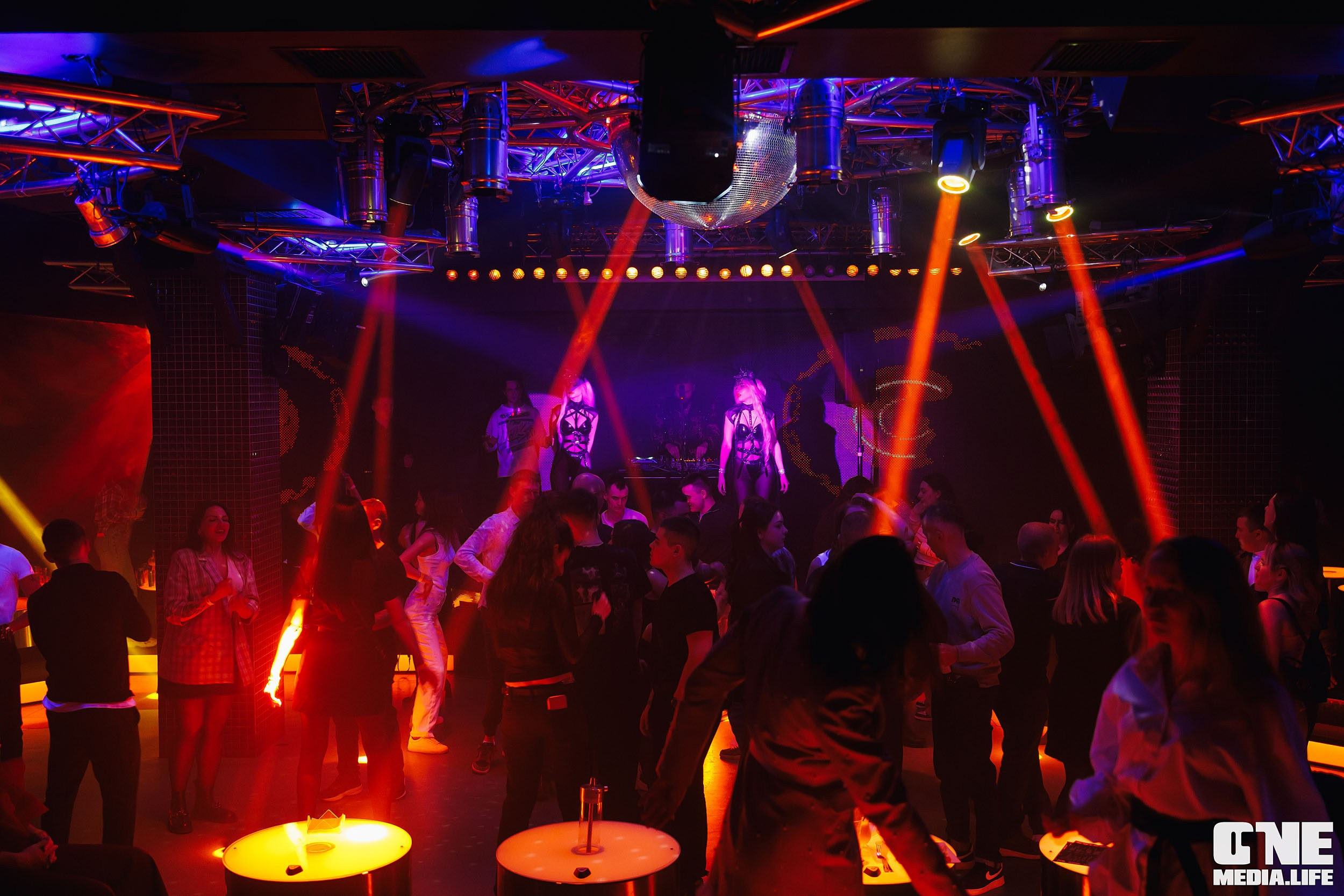 Фоторепортаж из РК Планета. One Media Life: фоторепортажи, фотоотчеты с мероприятий и заведений