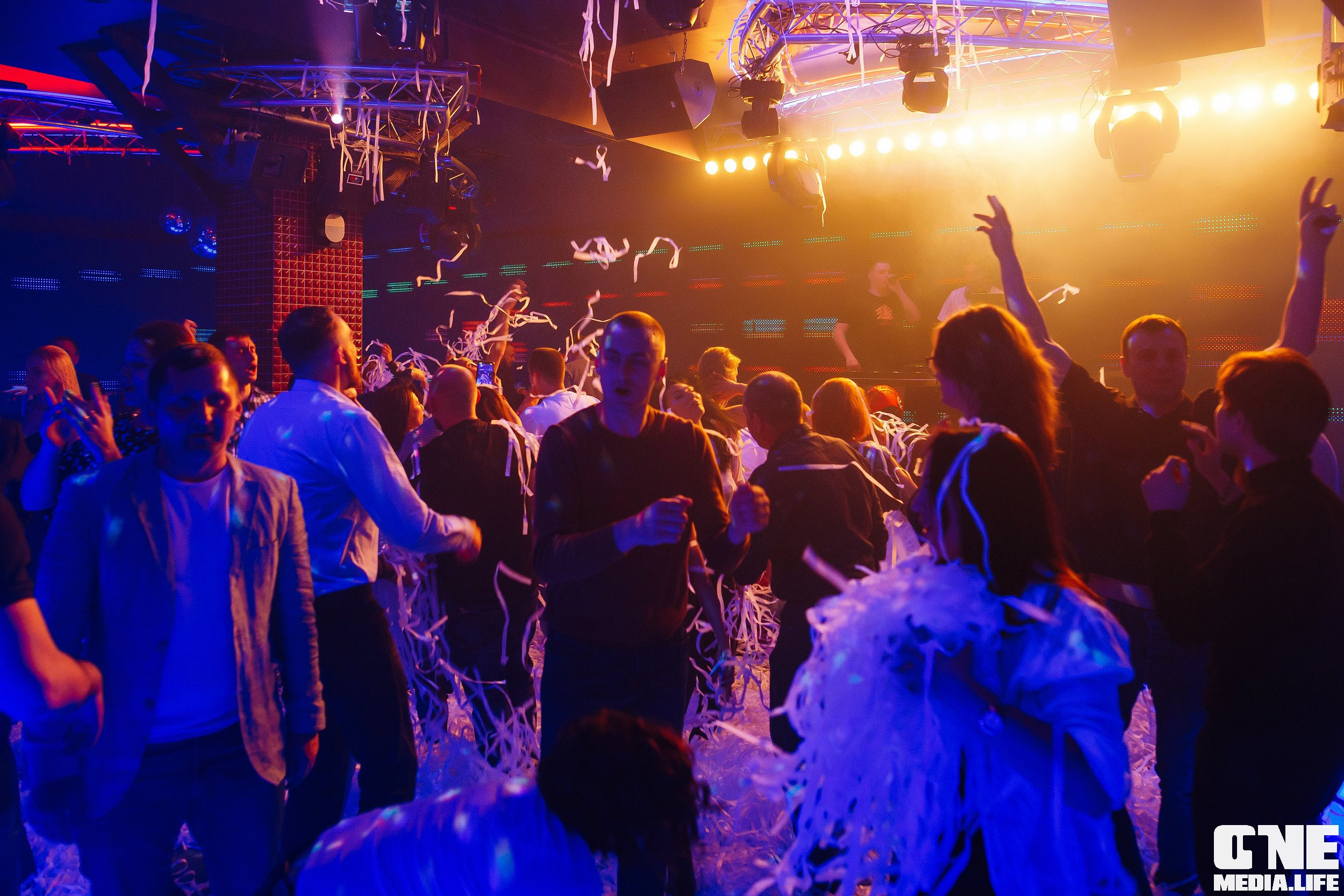 Фоторепортаж из ночного клуба Планета. One Media Life: фоторепортажи, фотоотчеты с мероприятий и заведений