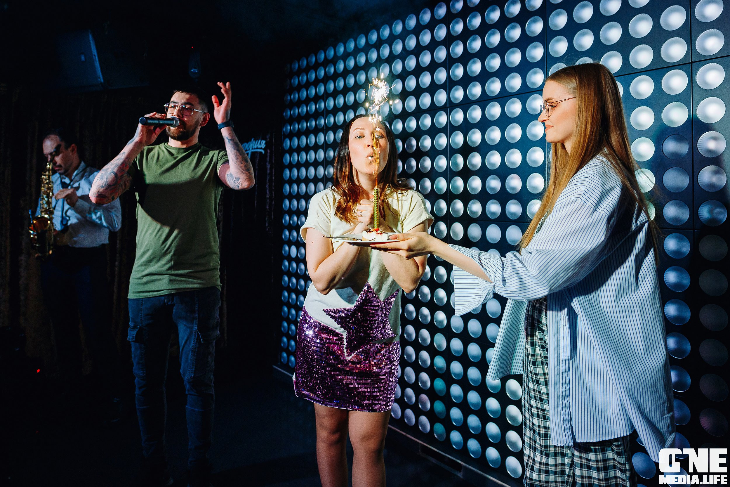 Фотоотчет из караоке клуба Эйфория. One Media Life: фоторепортажи, фотоотчеты с мероприятий и заведений