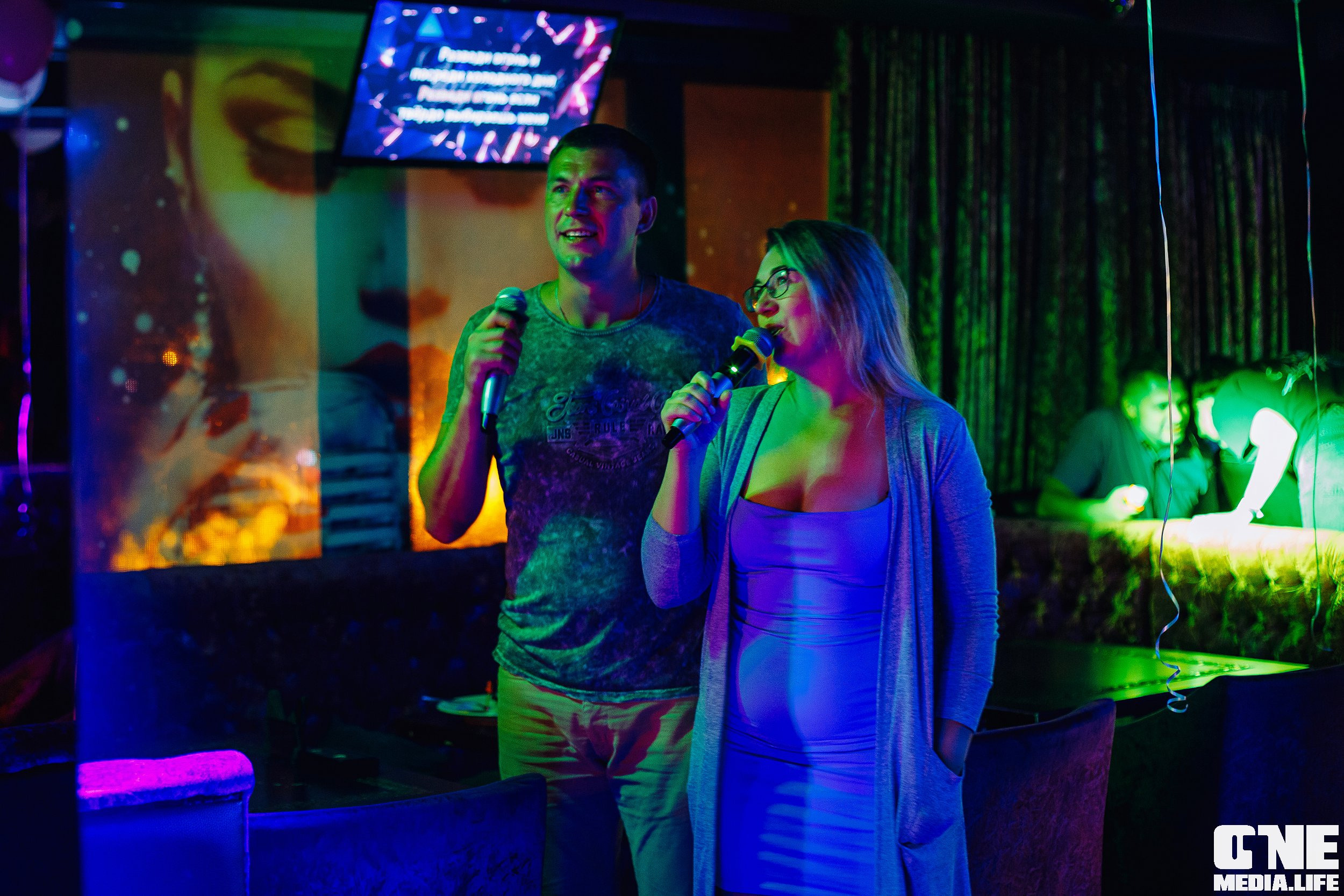 Фоторепортаж из караоке-клуба Эйфория. One Media Life: фоторепортажи, фотоотчеты с мероприятий и заведений