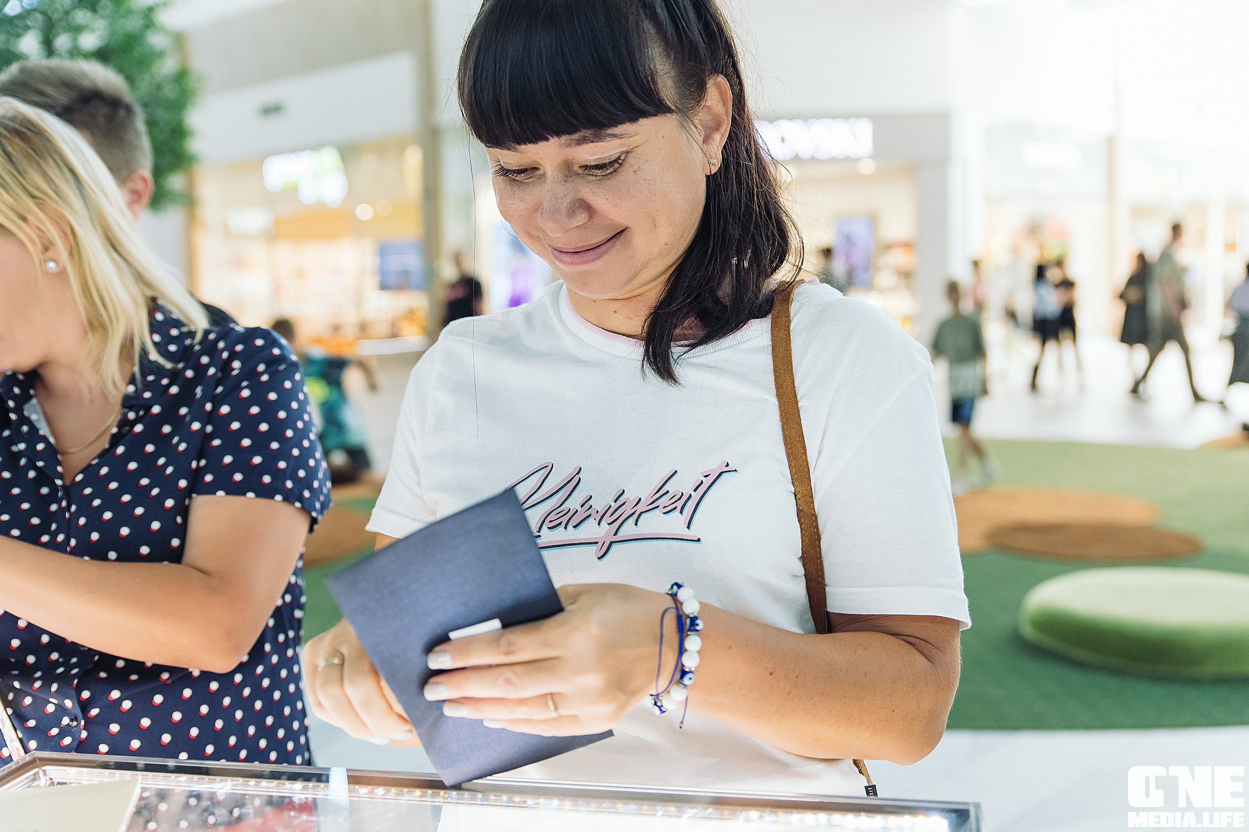 Фотоотчет с birthday party LoraGold jewelry в Балтии молл. One Media Life: фоторепортажи, фотоотчеты с мероприятий и заведений