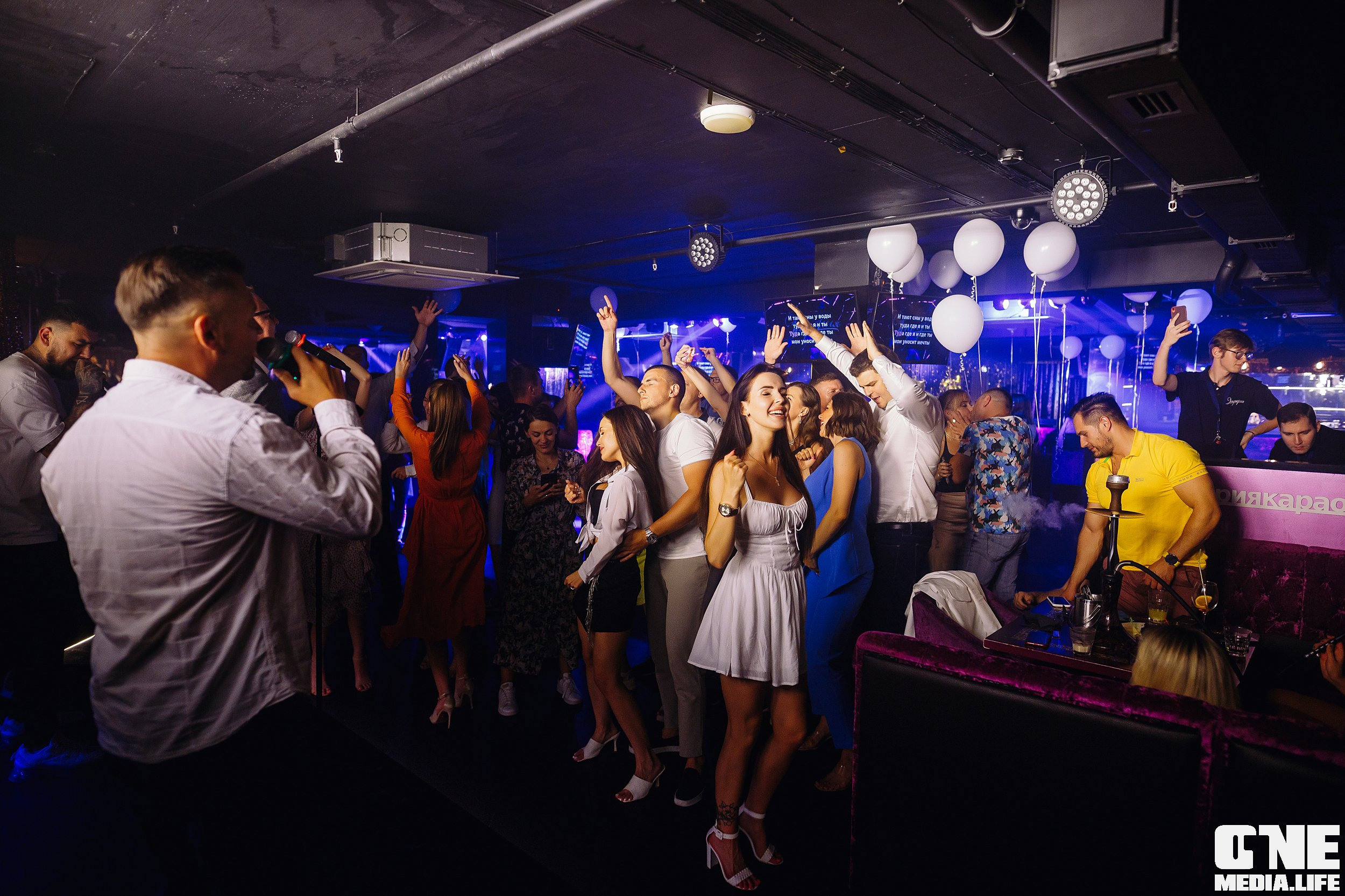 Фоторепортаж из караоке-клуба Эйфория. One Media Life: фоторепортажи, фотоотчеты с мероприятий и заведений