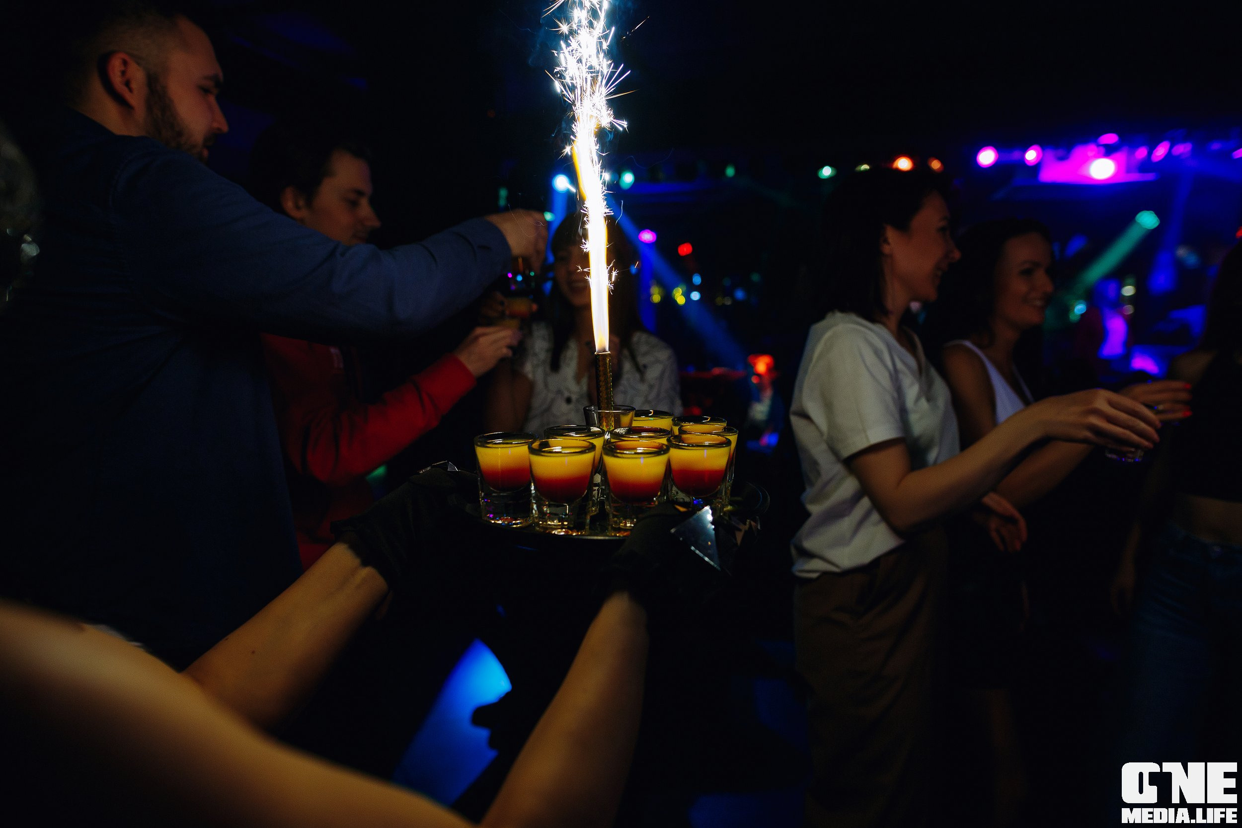 Фоторепортаж из караоке клуба Эйфория. One Media Life: фоторепортажи, фотоотчеты с мероприятий и заведений