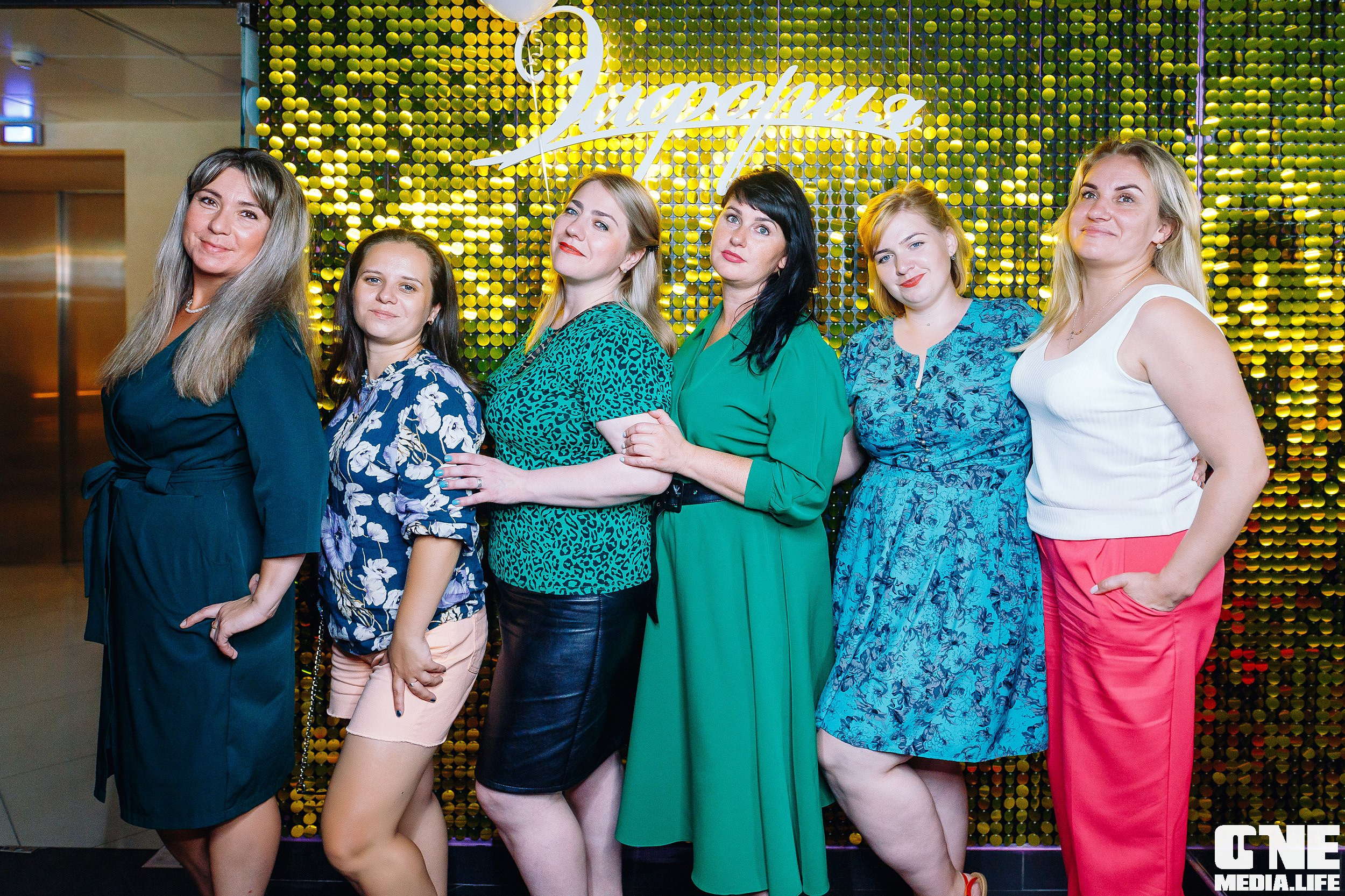 Фоторепортаж из караоке-клуба Эйфория. One Media Life: фоторепортажи, фотоотчеты с мероприятий и заведений