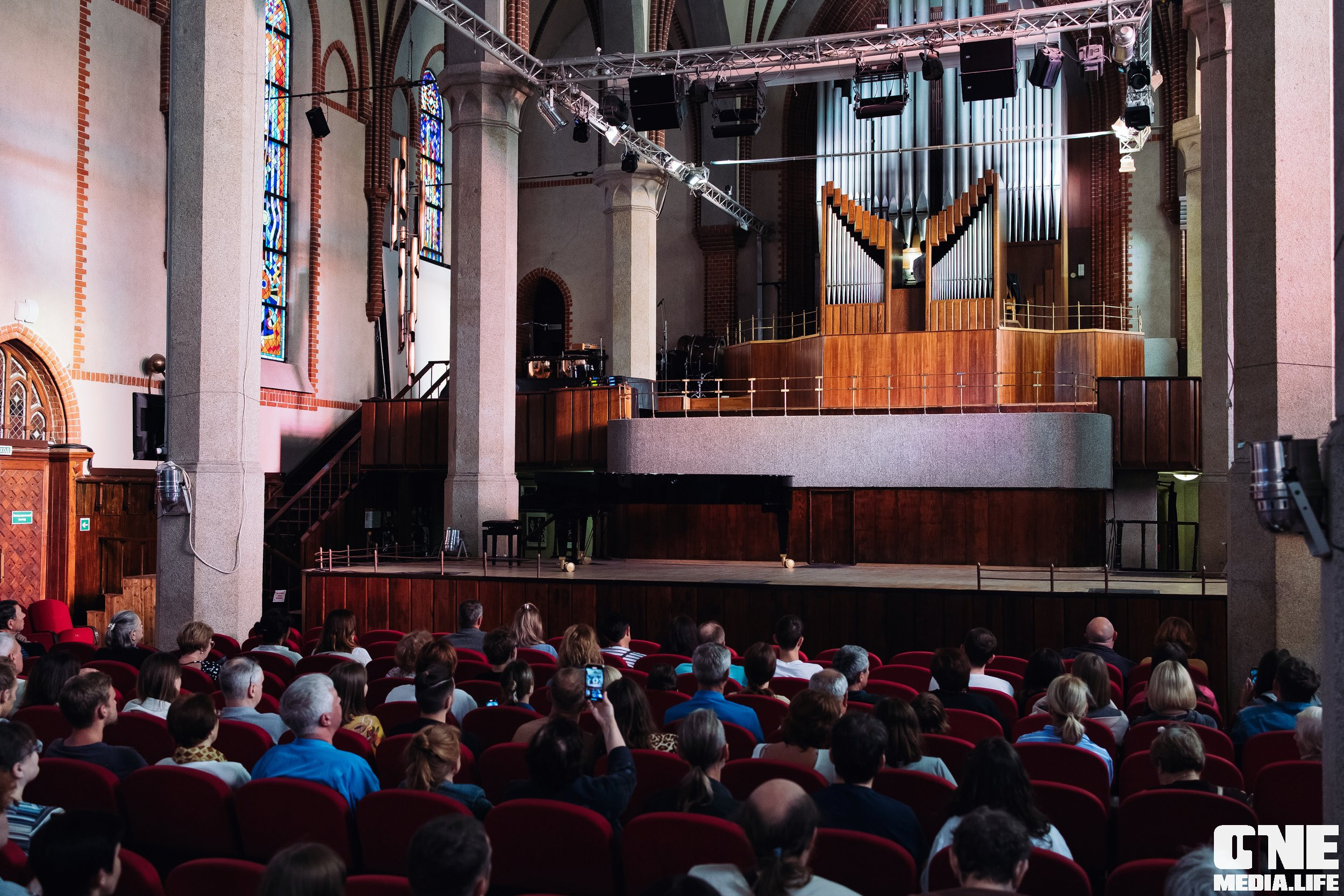 Фоторепортаж из Калининградской филармонии. One Media Life: фоторепортажи, фотоотчеты с мероприятий и заведений