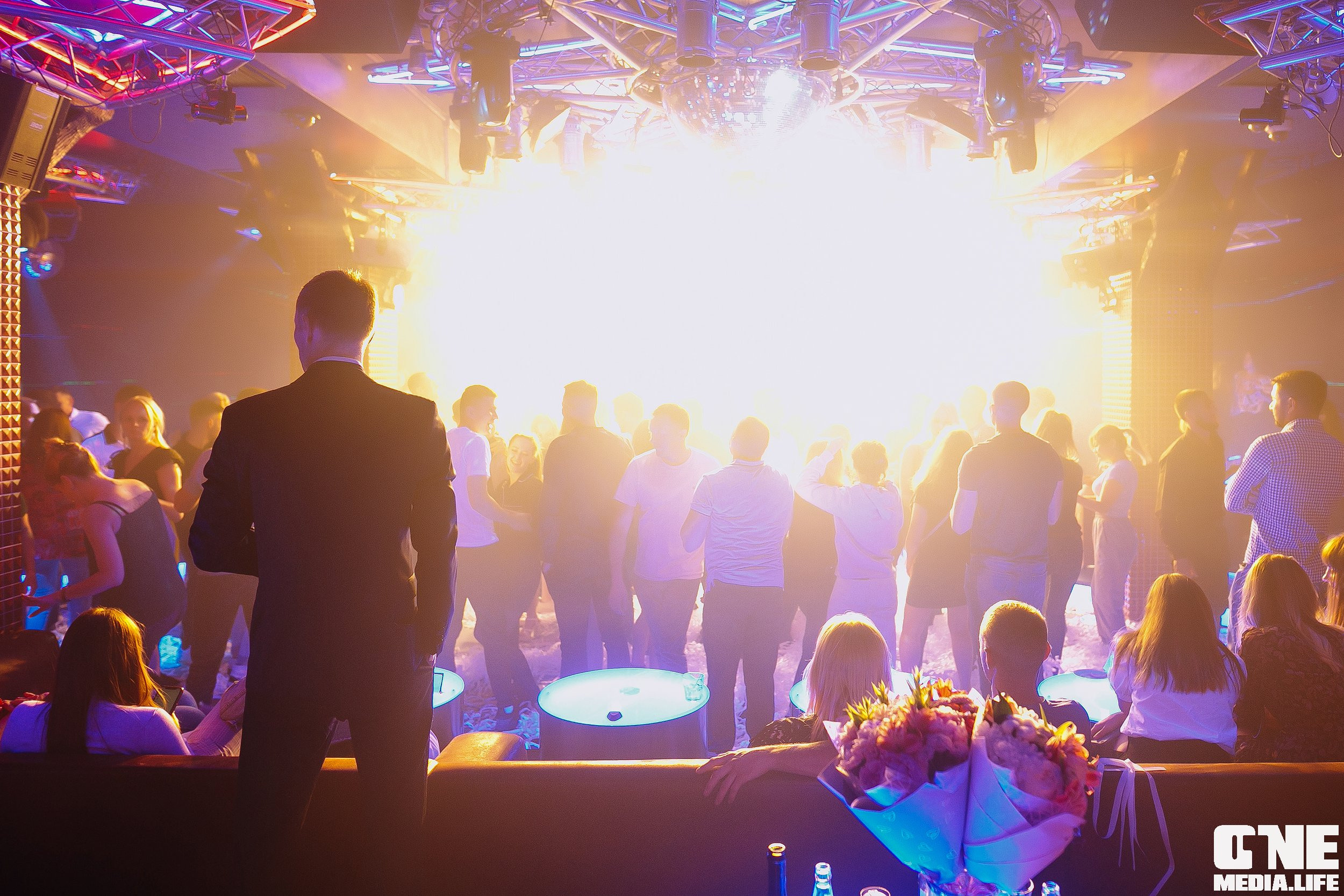Фоторепортаж из ночного клуба Планета. One Media Life: фоторепортажи, фотоотчеты с мероприятий и заведений