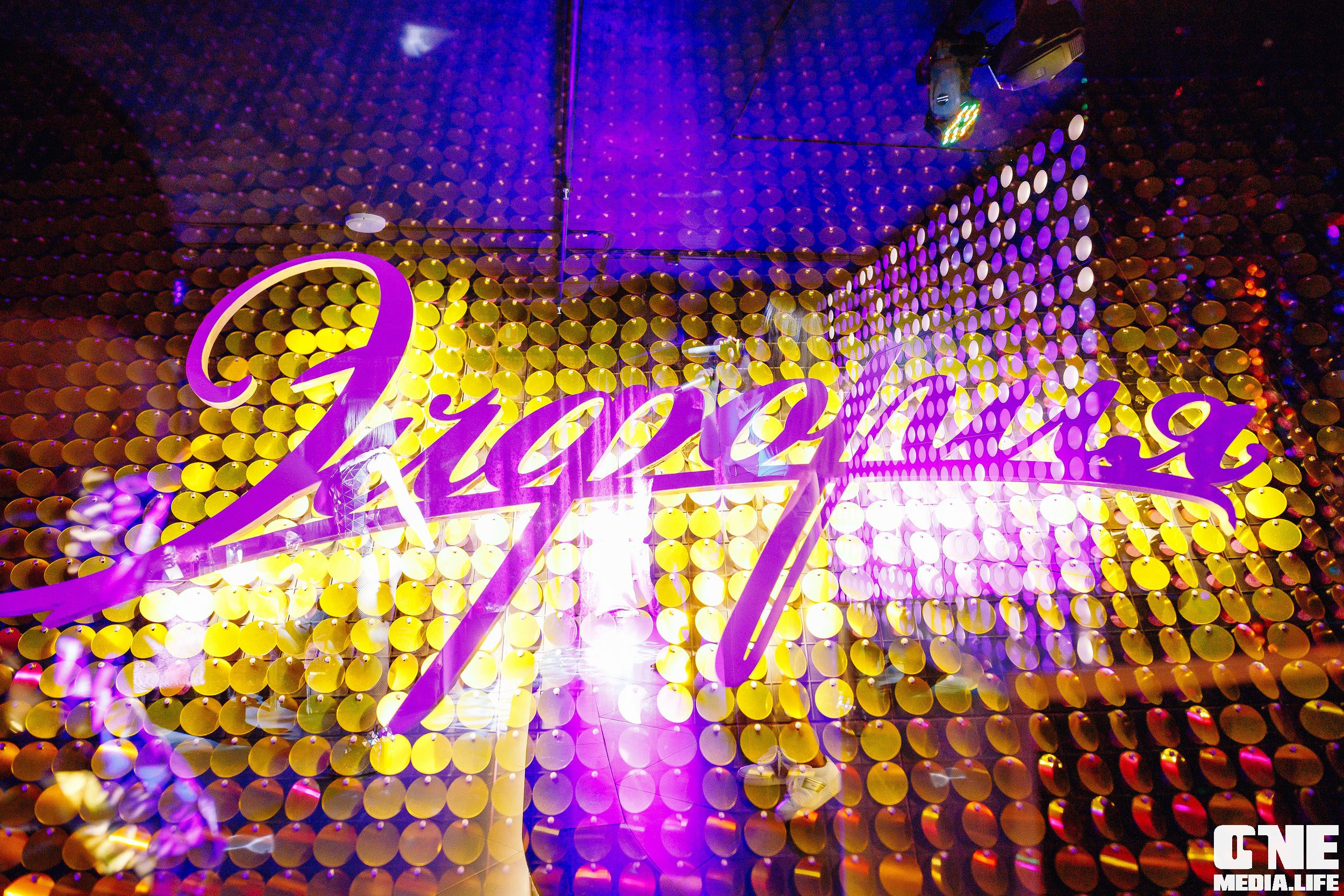 Фоторепортаж из караоке клуба Эйфория. One Media Life: фоторепортажи, фотоотчеты с мероприятий и заведений