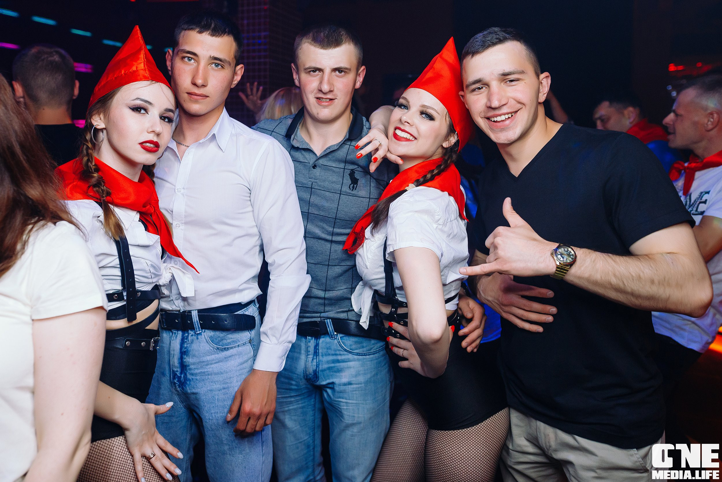 Фоторепортаж из ночного клуба Планета. One Media Life: фоторепортажи, фотоотчеты с мероприятий и заведений