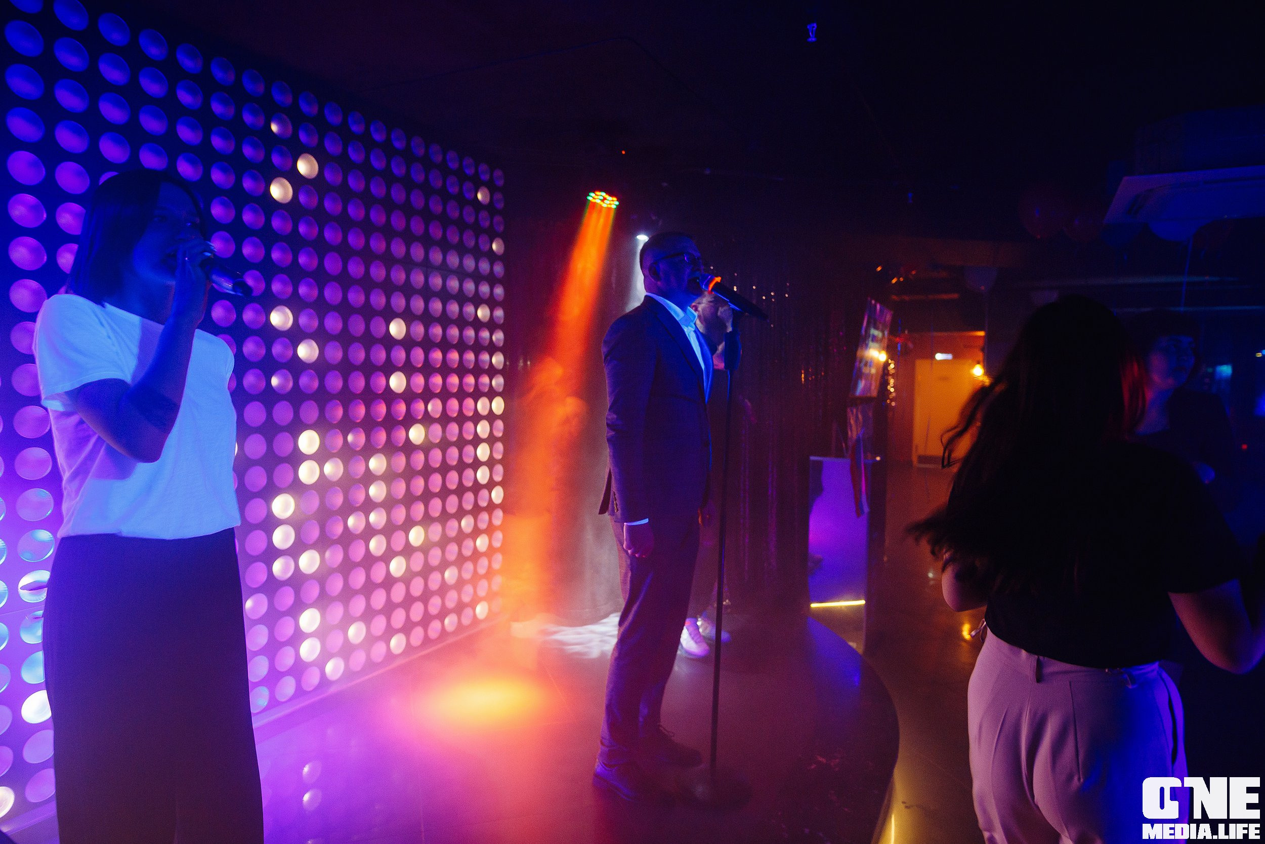 Фотоотчет из караоке-клуба «Эйфория». One Media Life: фоторепортажи, фотоотчеты с мероприятий и заведений