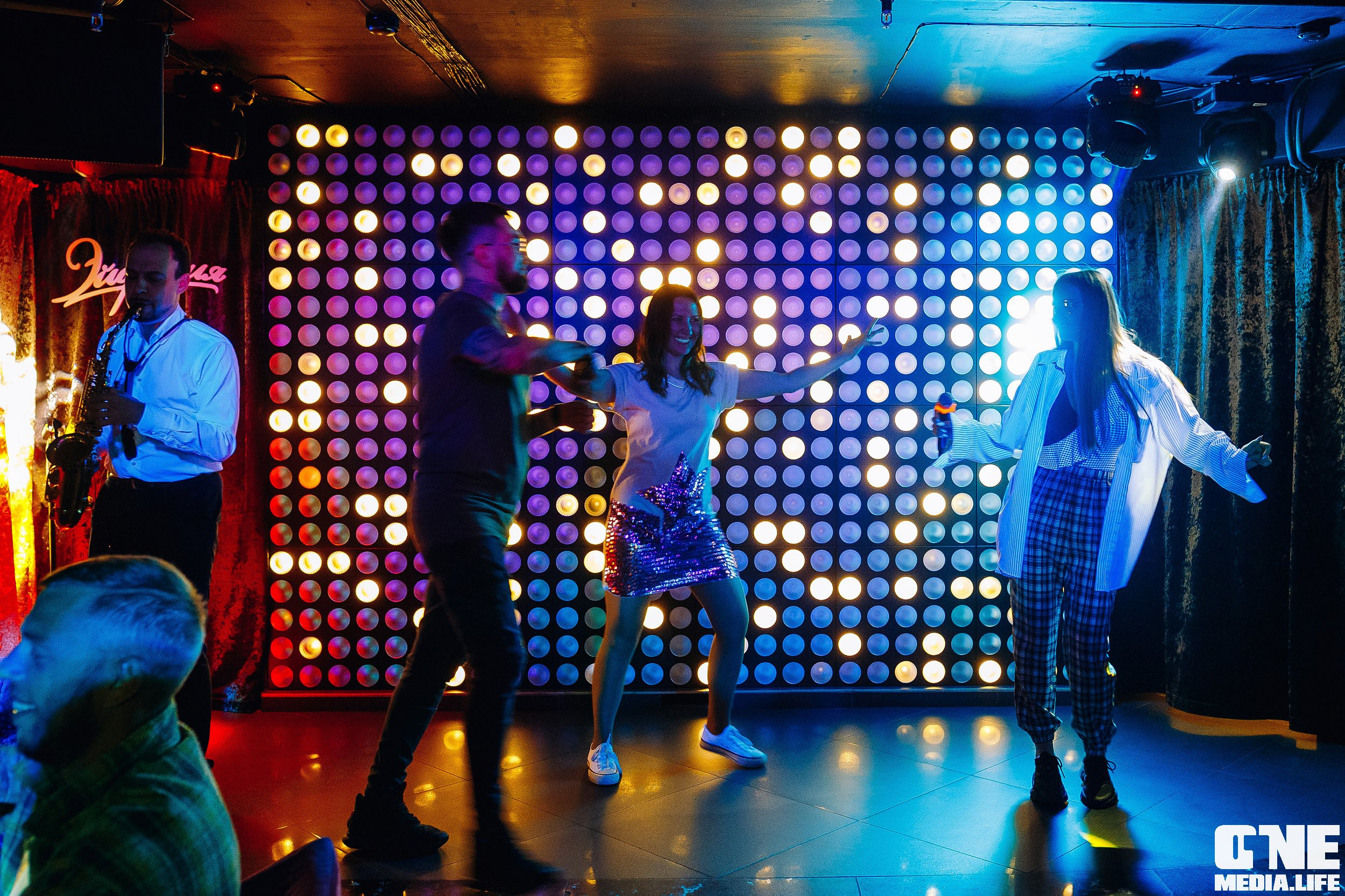 Фотоотчет из караоке клуба Эйфория. One Media Life: фоторепортажи, фотоотчеты с мероприятий и заведений