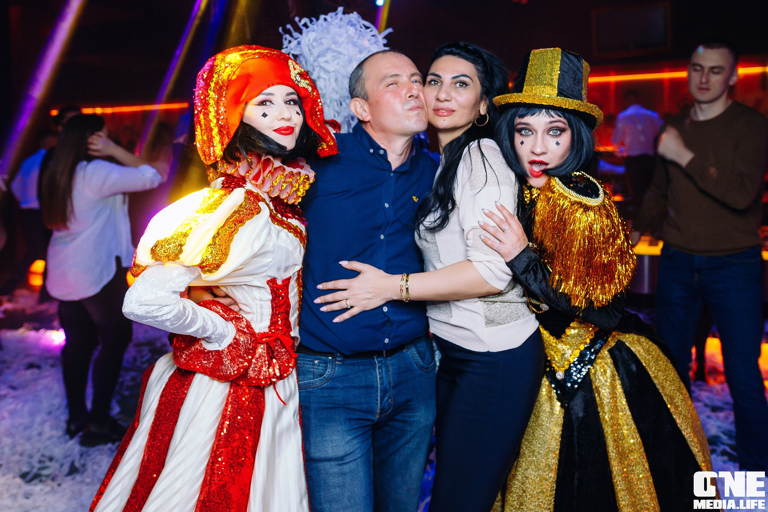 Фоторепортаж из ночного клуба Планета. One Media Life: фоторепортажи, фотоотчеты с мероприятий и заведений