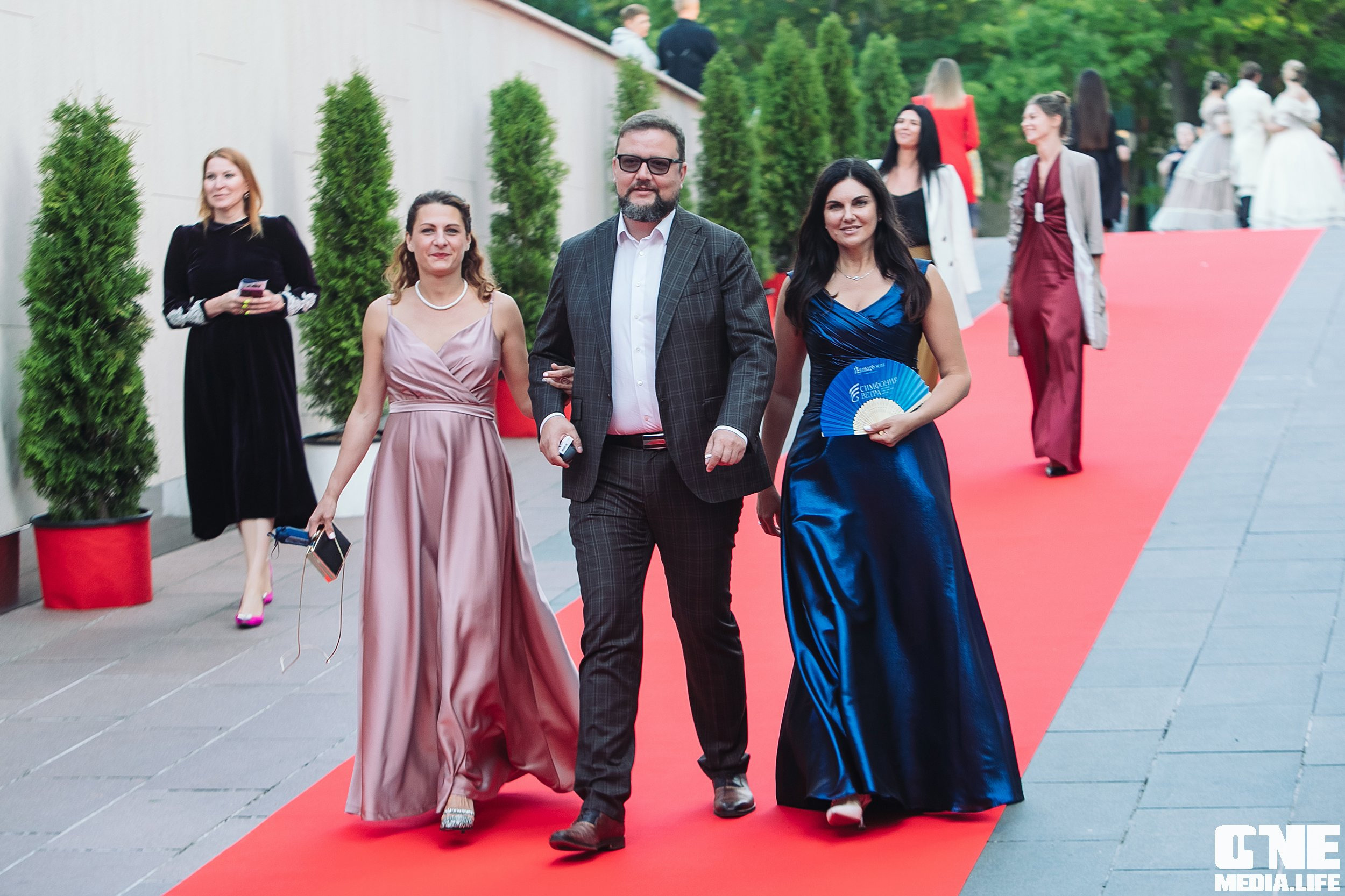 Фоторепортаж с Янтарного Бала. One Media Life: фоторепортажи, фотоотчеты с мероприятий и заведений
