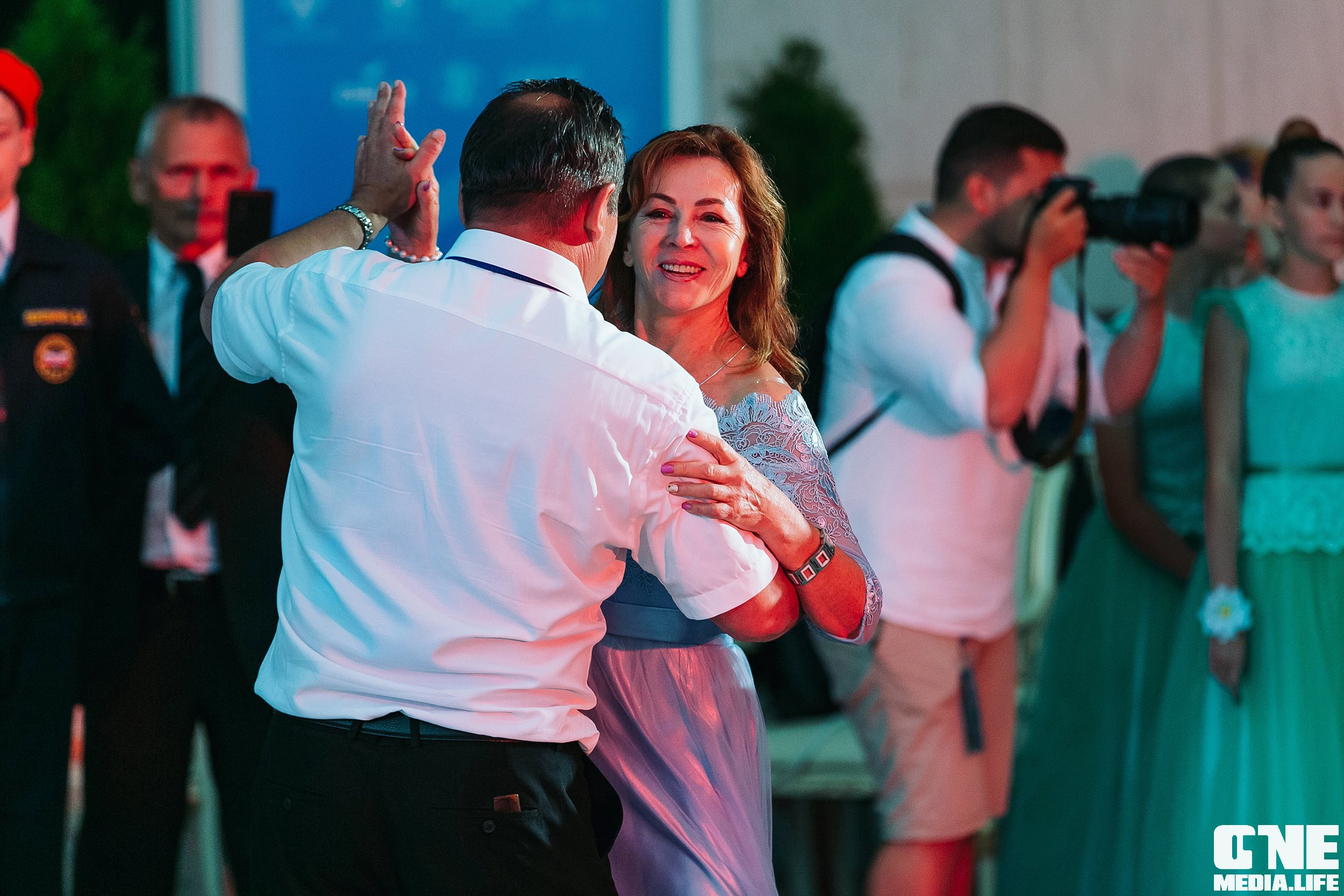 Фоторепортаж с Янтарного Бала. One Media Life: фоторепортажи, фотоотчеты с мероприятий и заведений