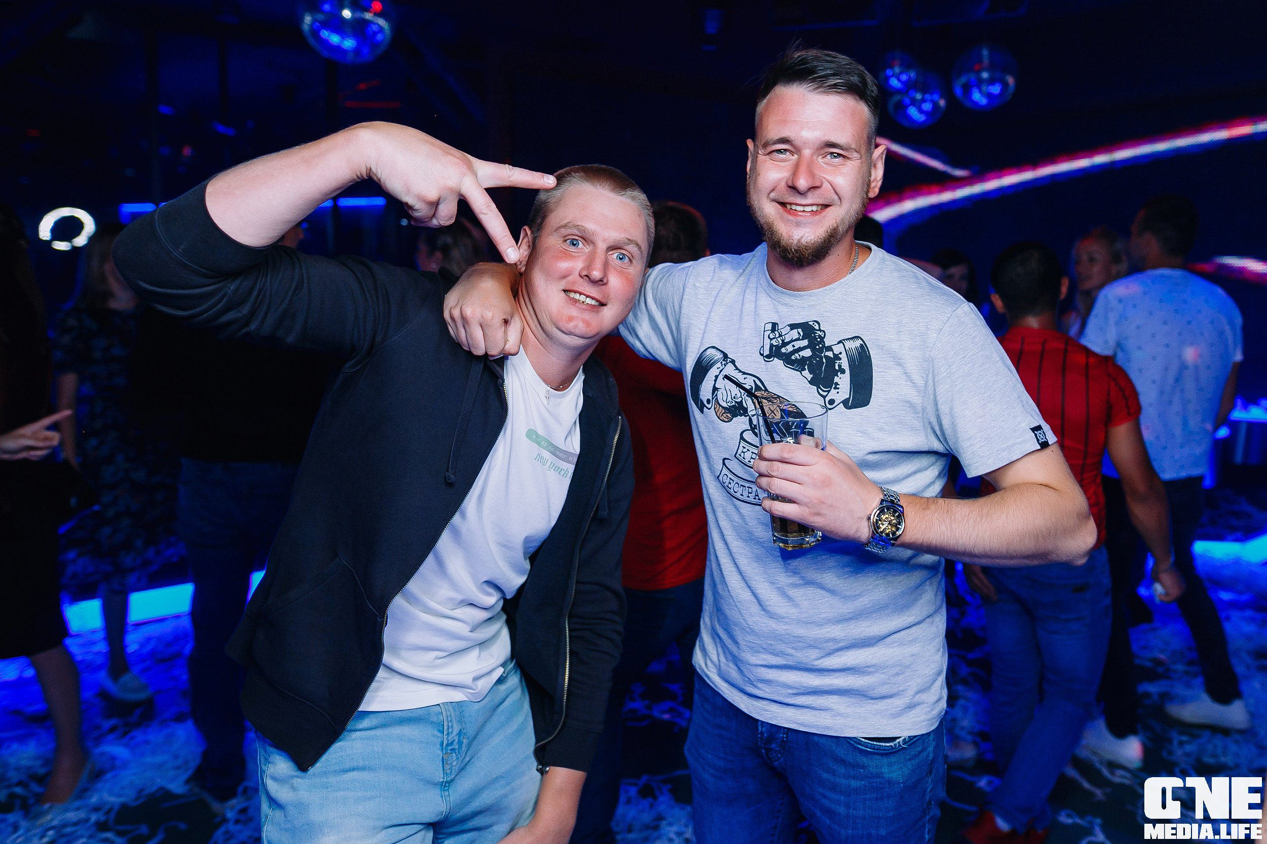 Фоторепортаж из ночного клуба Планета. One Media Life: фоторепортажи, фотоотчеты с мероприятий и заведений