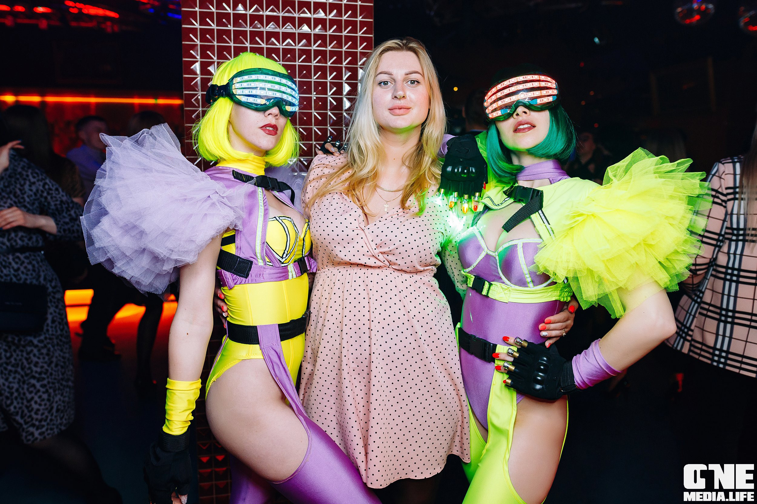 Фотоотчёт из ночного клуба Планета. One Media Life: фоторепортажи, фотоотчеты с мероприятий и заведений