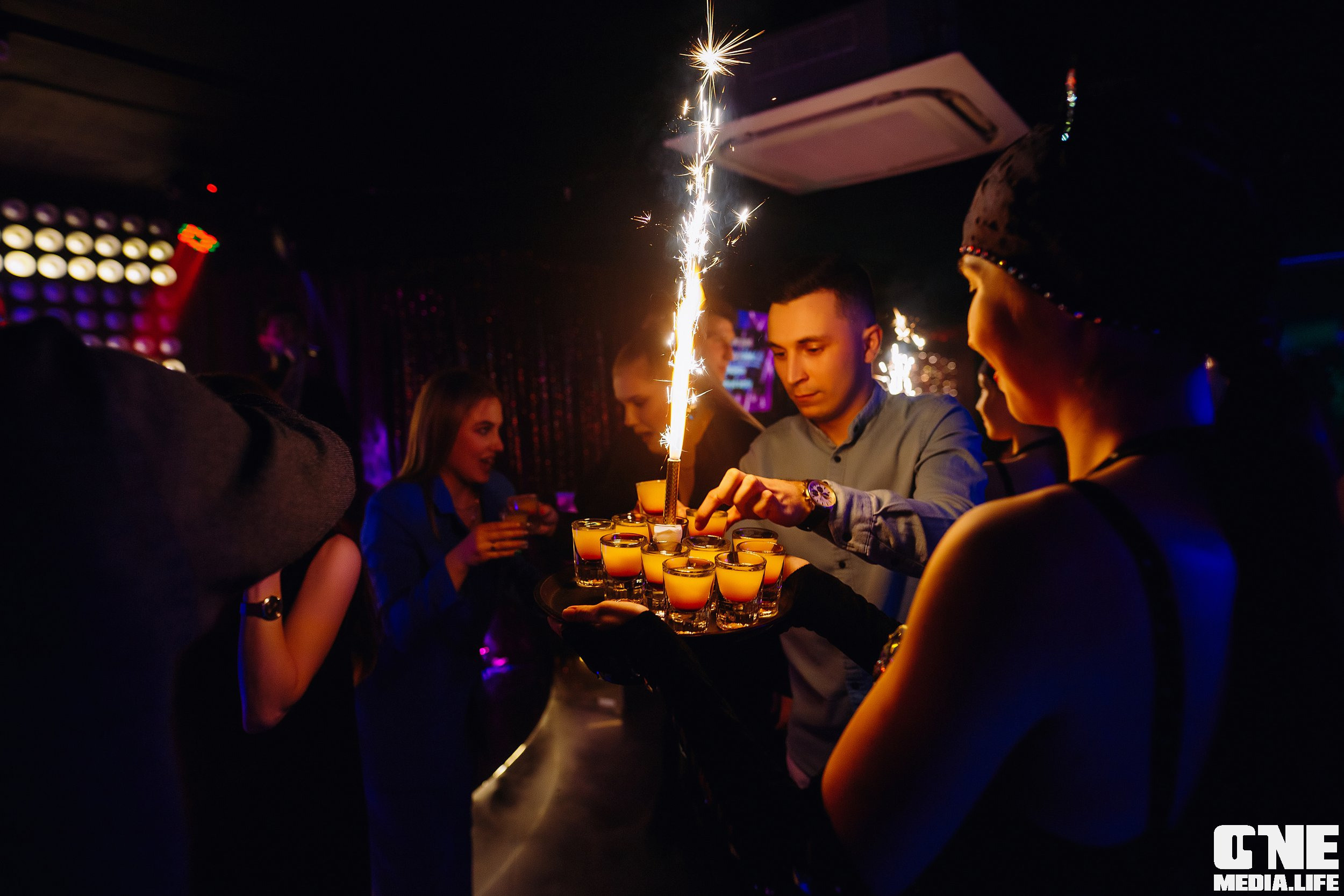 Фотоотчет из караоке клуба Эйфория. One Media Life: фоторепортажи, фотоотчеты с мероприятий и заведений