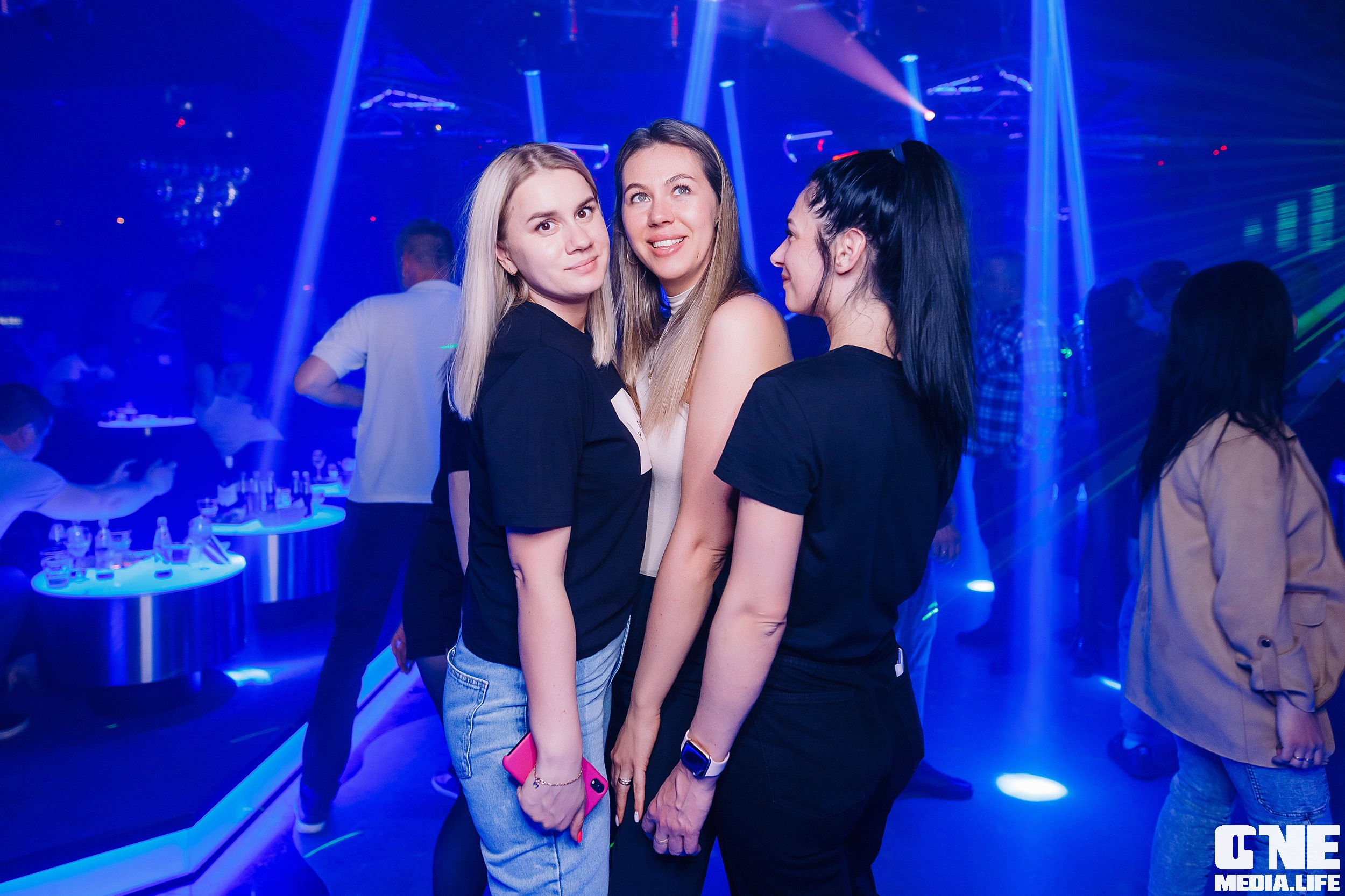 Фотоотчет из ночного клуба Планета. One Media Life: фоторепортажи, фотоотчеты с мероприятий и заведений