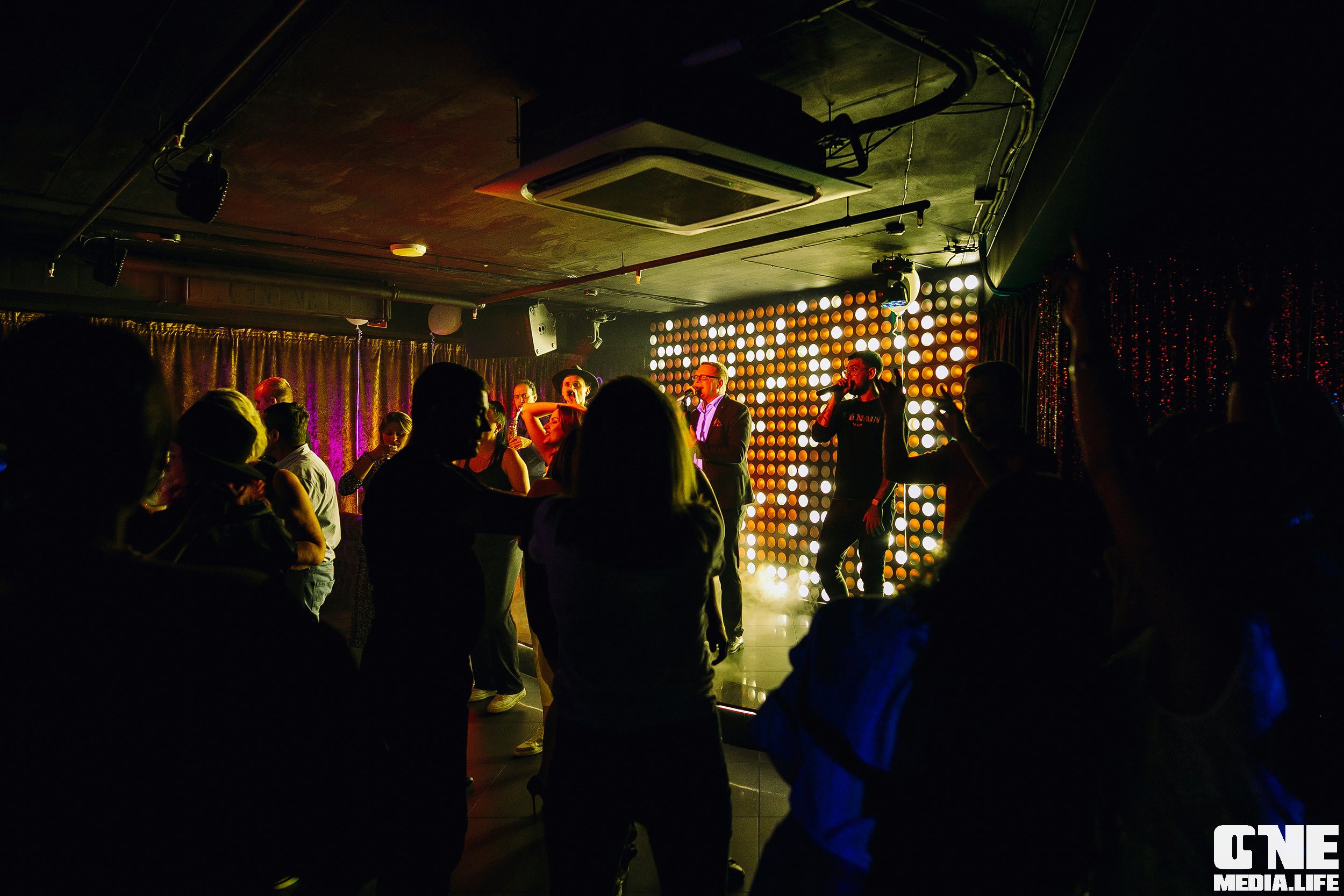 Фоторепортаж из караоке-клуба «Эйфория». One Media Life: фоторепортажи, фотоотчеты с мероприятий и заведений