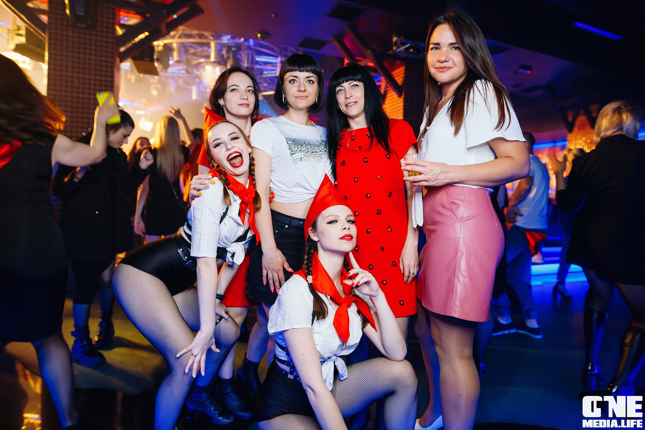 Фоторепортаж из ночного клуба Планета. One Media Life: фоторепортажи, фотоотчеты с мероприятий и заведений