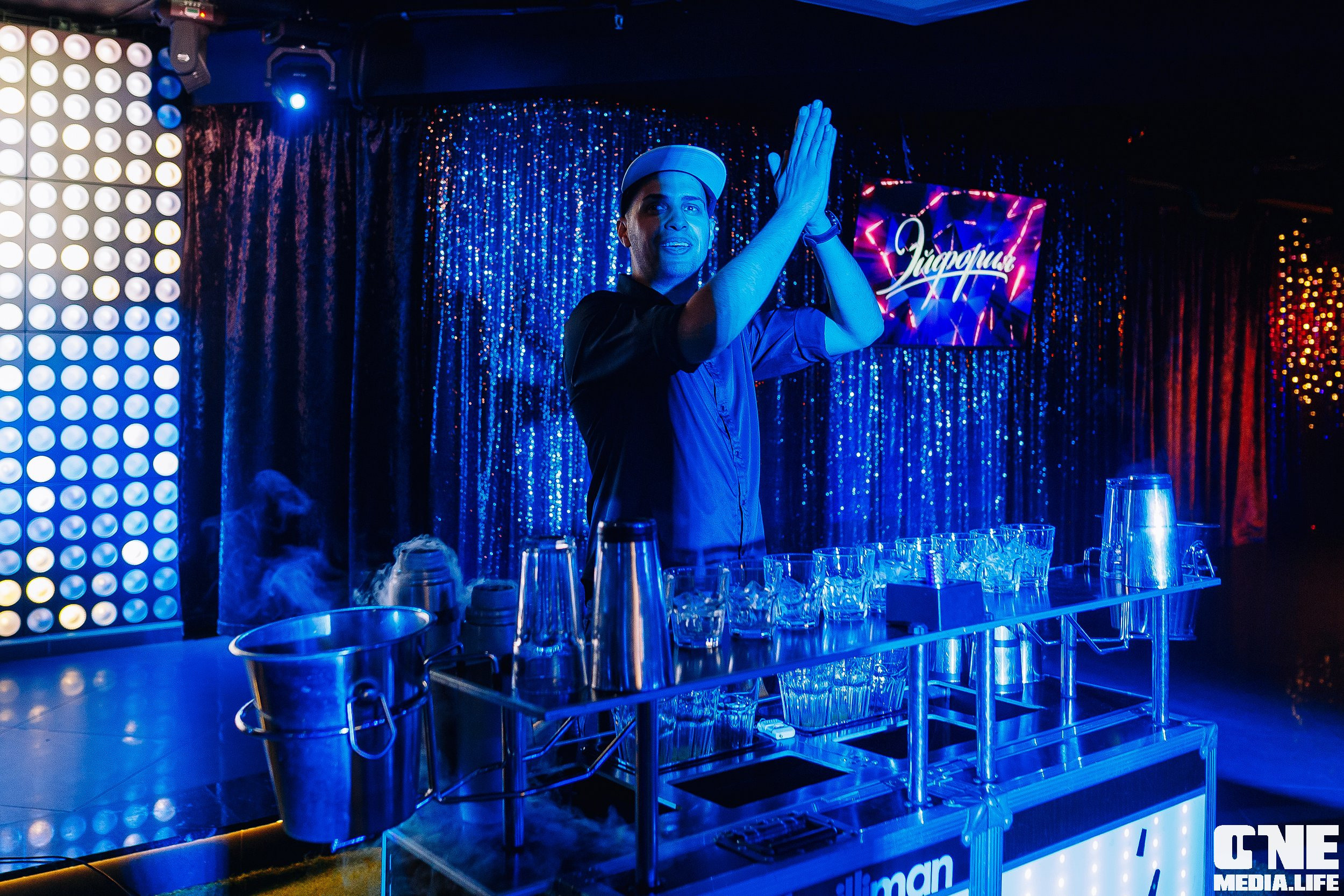 Фотоотчет из караоке клуба Эйфория. One Media Life: фоторепортажи, фотоотчеты с мероприятий и заведений