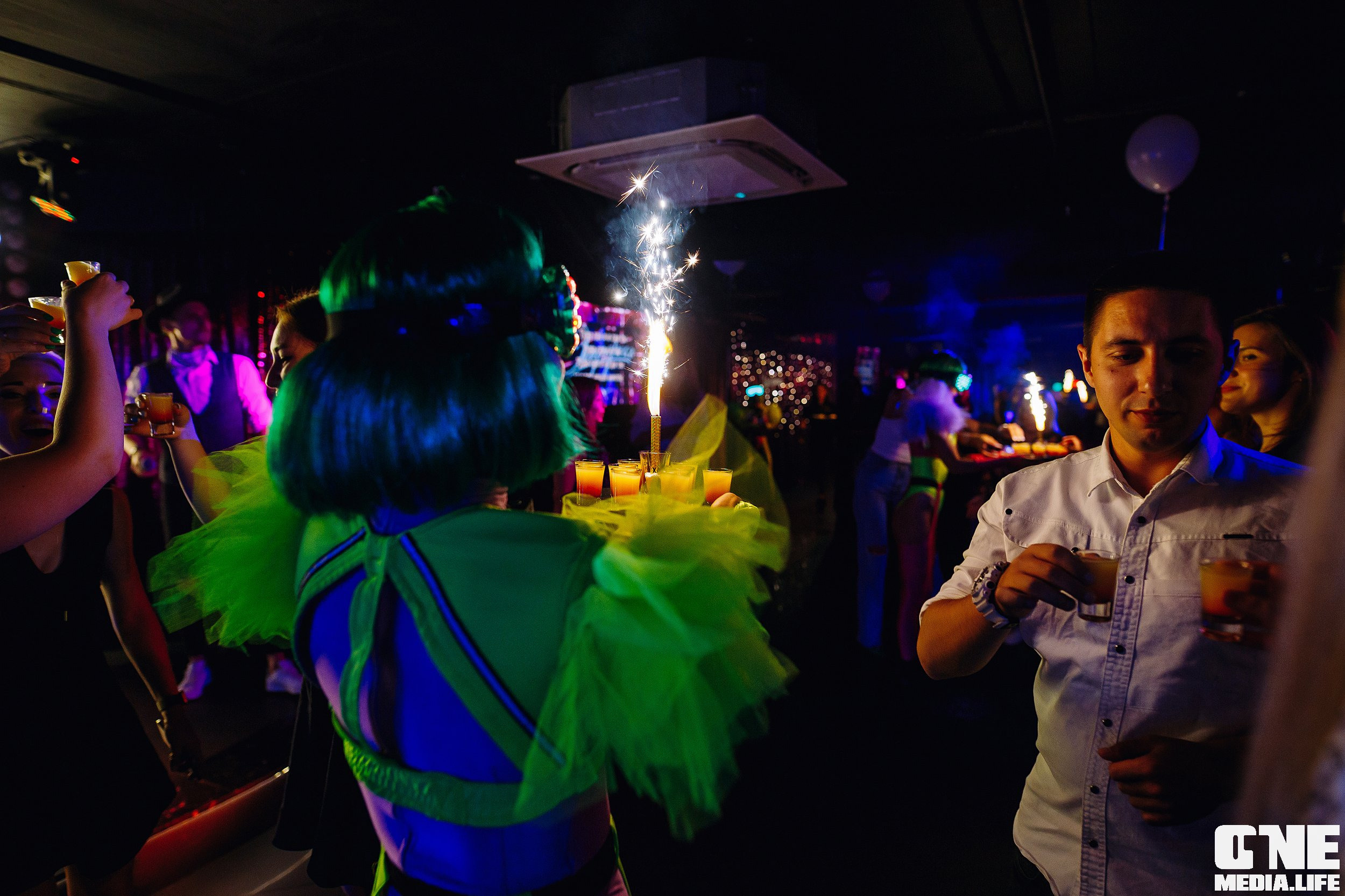 Фотоотчет из караоке-клуба Эйфория. One Media Life: фоторепортажи, фотоотчеты с мероприятий и заведений