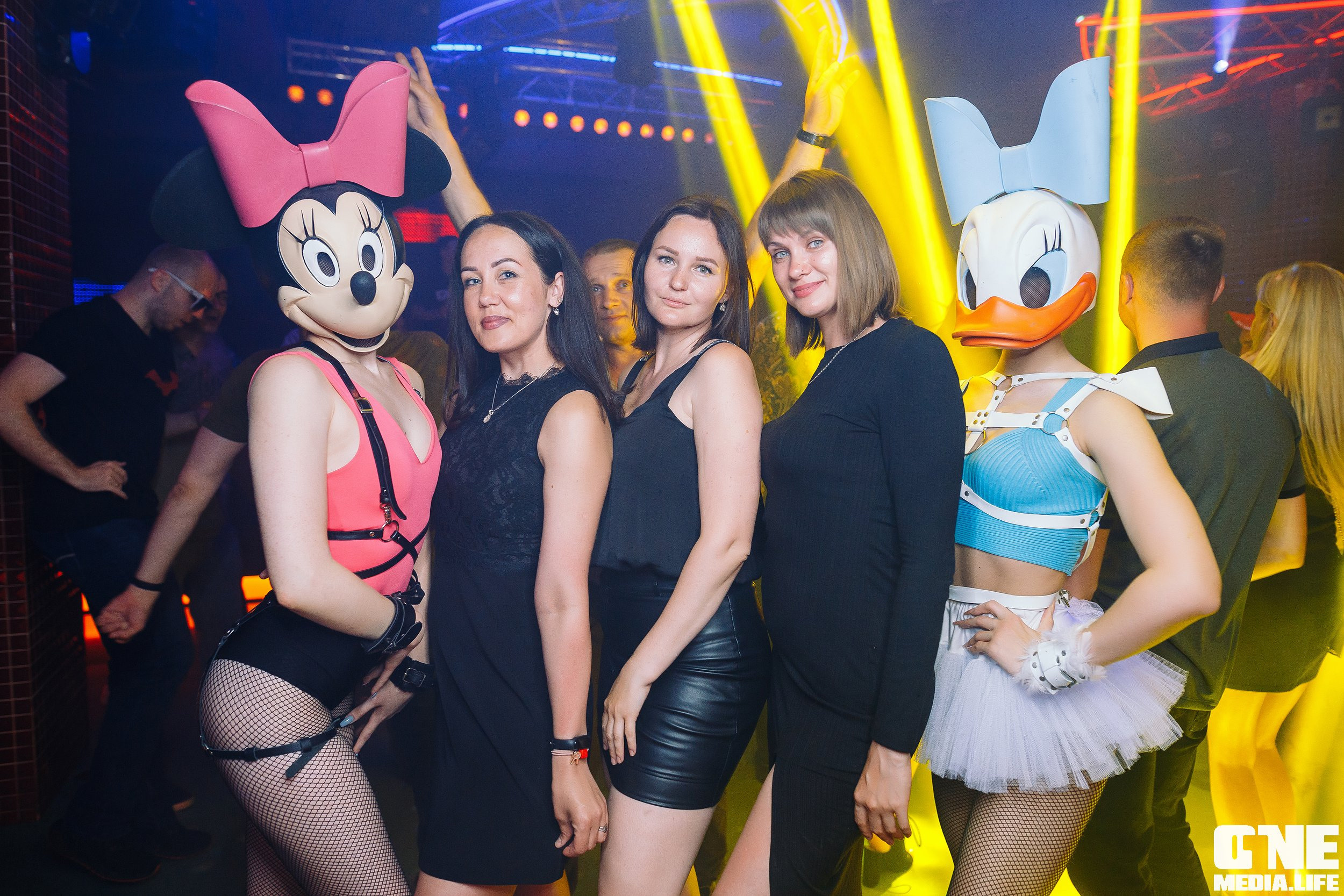 Фотоотчет из ночного клуба Планета. One Media Life: фоторепортажи, фотоотчеты с мероприятий и заведений