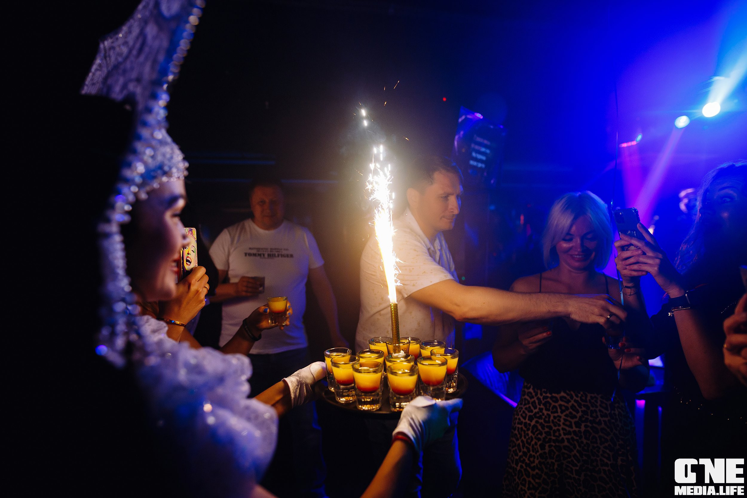 Фотоотчет из караоке-клуба «Эйфория». One Media Life: фоторепортажи, фотоотчеты с мероприятий и заведений