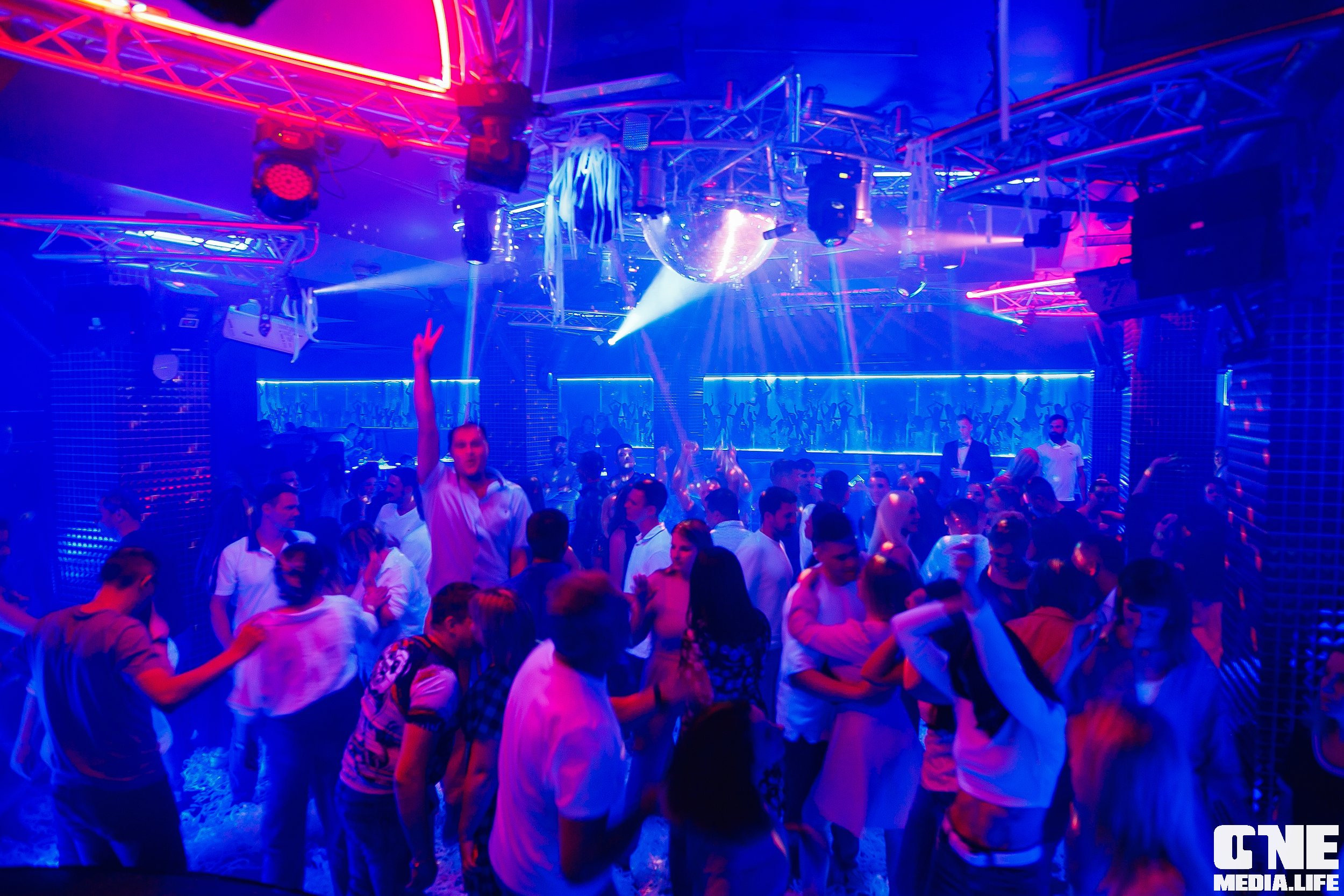 Фоторепортаж из ночного клуба Планета. One Media Life: фоторепортажи, фотоотчеты с мероприятий и заведений