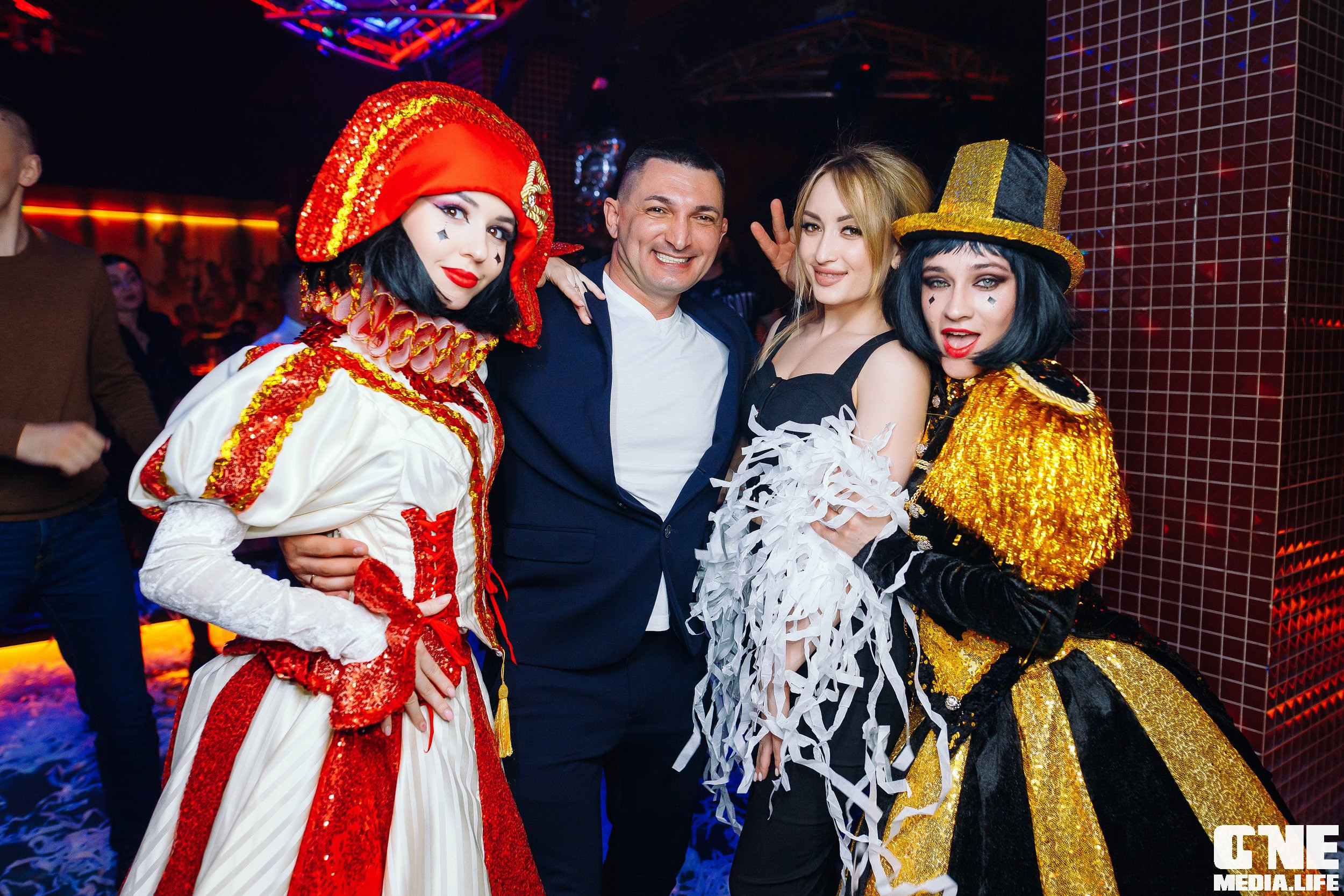 Фоторепортаж из ночного клуба Планета. One Media Life: фоторепортажи, фотоотчеты с мероприятий и заведений