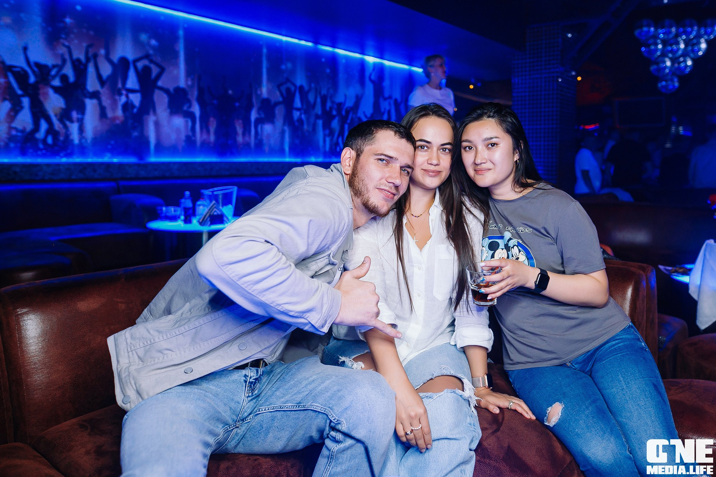 Фоторепортаж из ночного клуба Планета. One Media Life: фоторепортажи, фотоотчеты с мероприятий и заведений