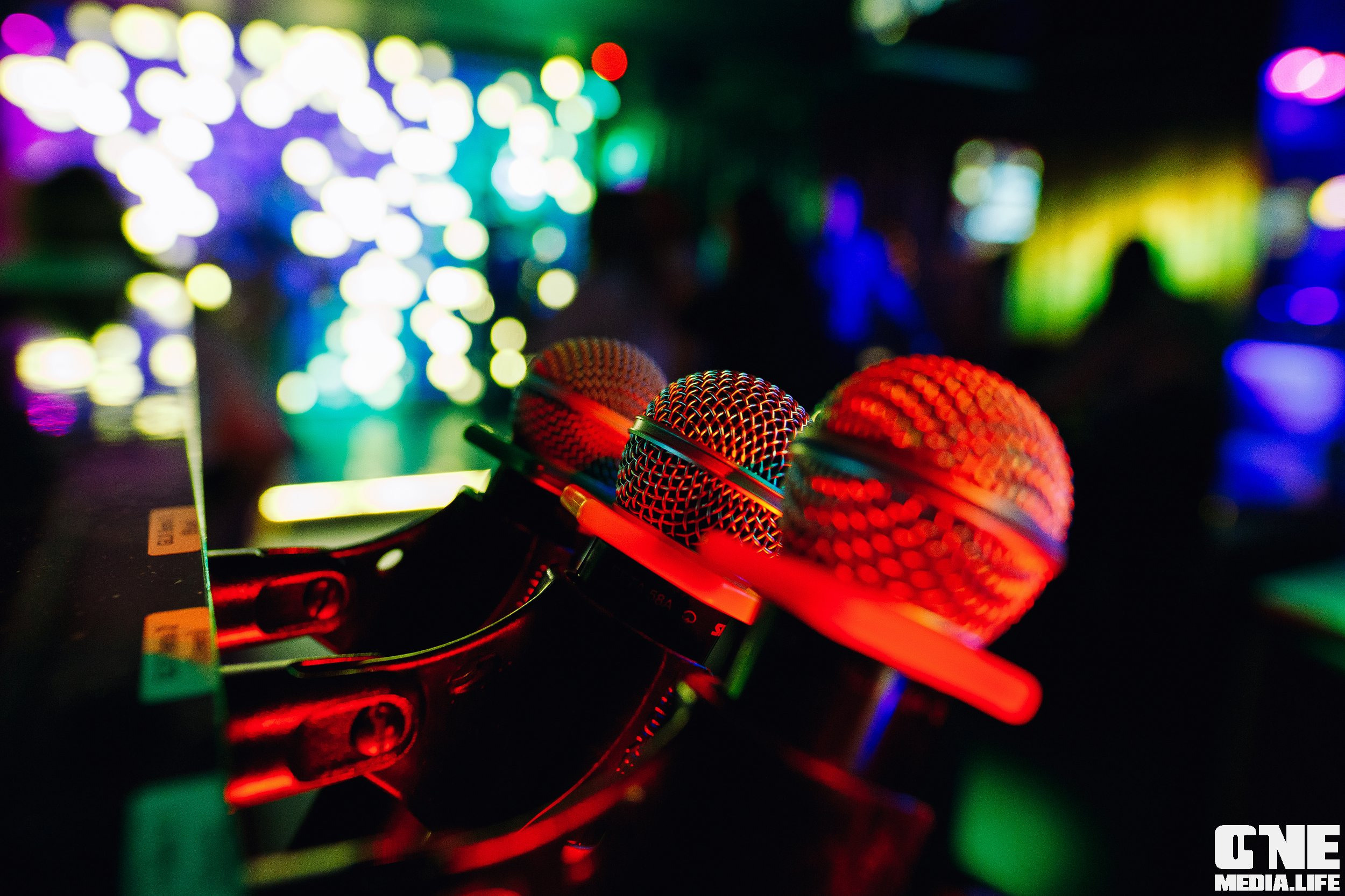 Фоторепортаж из караоке клуба Эйфория. One Media Life: фоторепортажи, фотоотчеты с мероприятий и заведений